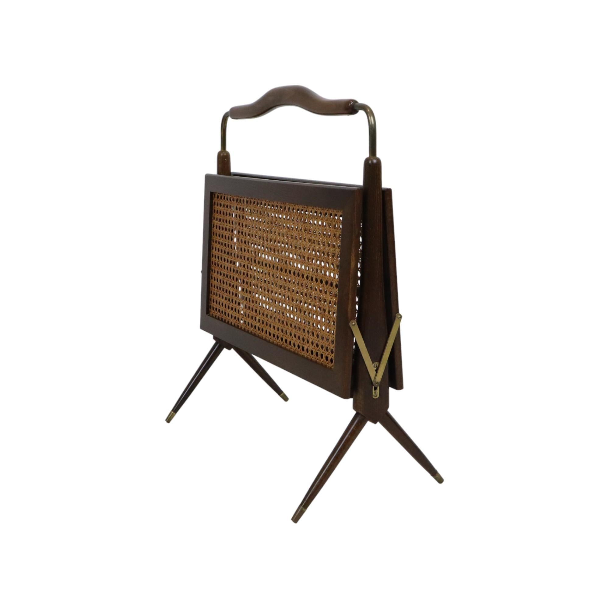 Foldable Magazine Rack Cesare Lacca Italienisches Design der fünfziger Jahre im Angebot 1