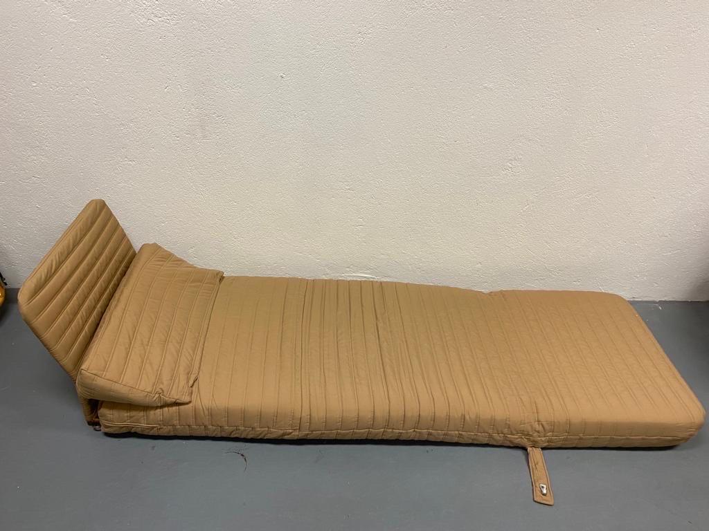 Foldable One Person Lounge Chair and Sofa Bed from Perriand Les Arcs, France For Sale 2