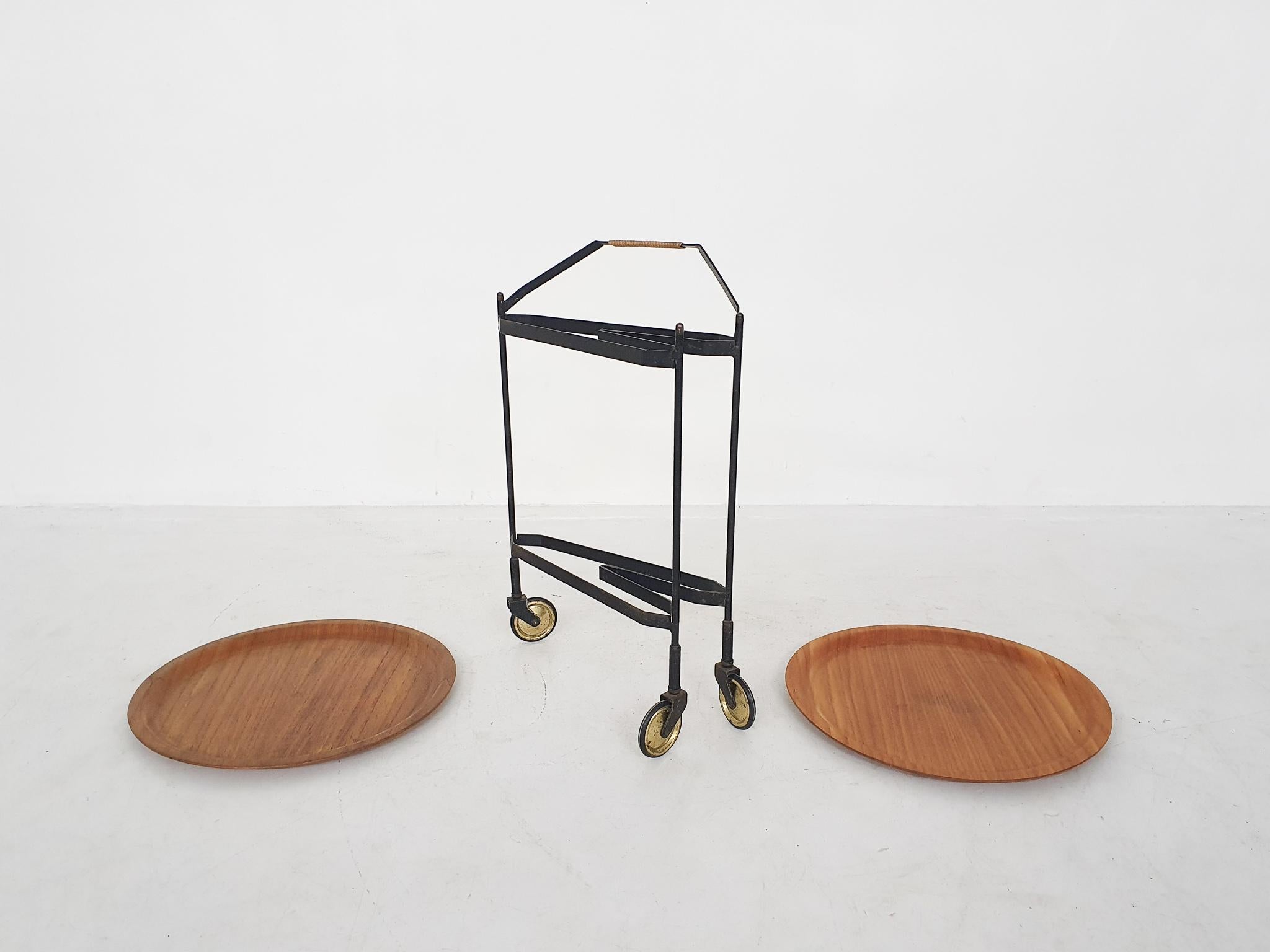 Mid-20th Century Foldable Serving Trolley, Bar Cart by Ary Fanerprodukter Nybro, Sweden