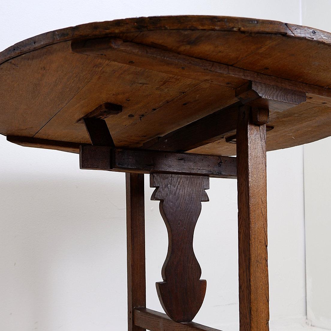 Table de vigneron pliable en chêne massif - Ø 90cm en vente 5