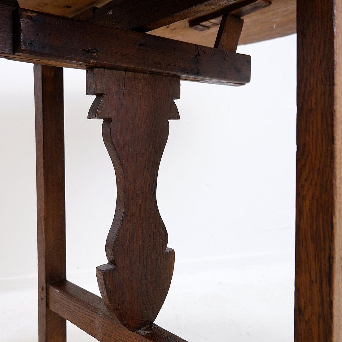 Table de vigneron pliable en chêne massif - Ø 90cm en vente 3