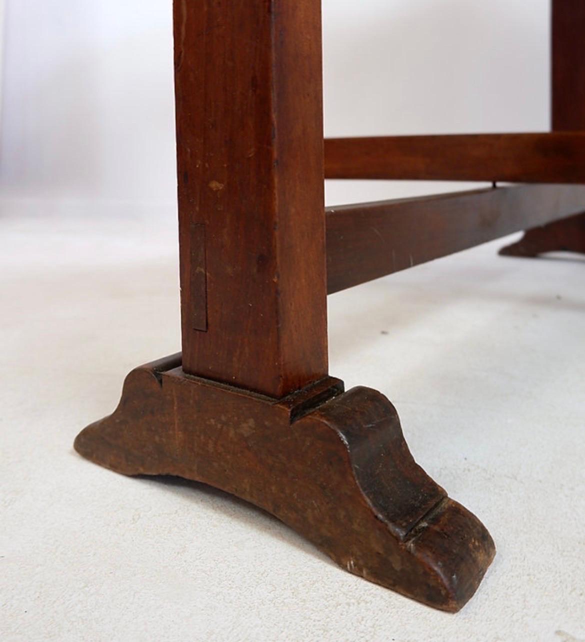 Foldable winemaker's table in solid oak For Sale 8