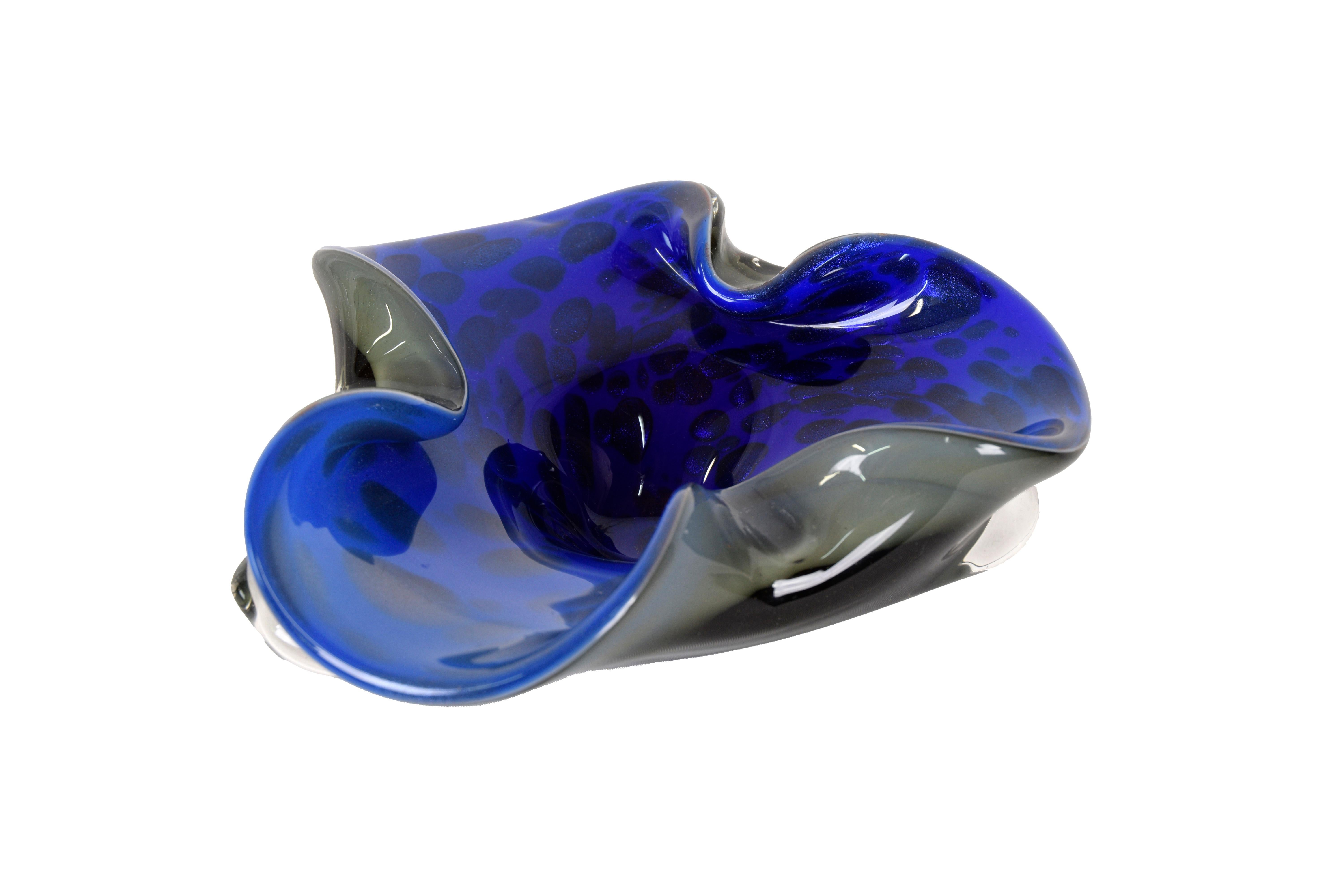 Italian Folded Deep Blue Murano Glass Bowl with Aventurina Detailing For Sale