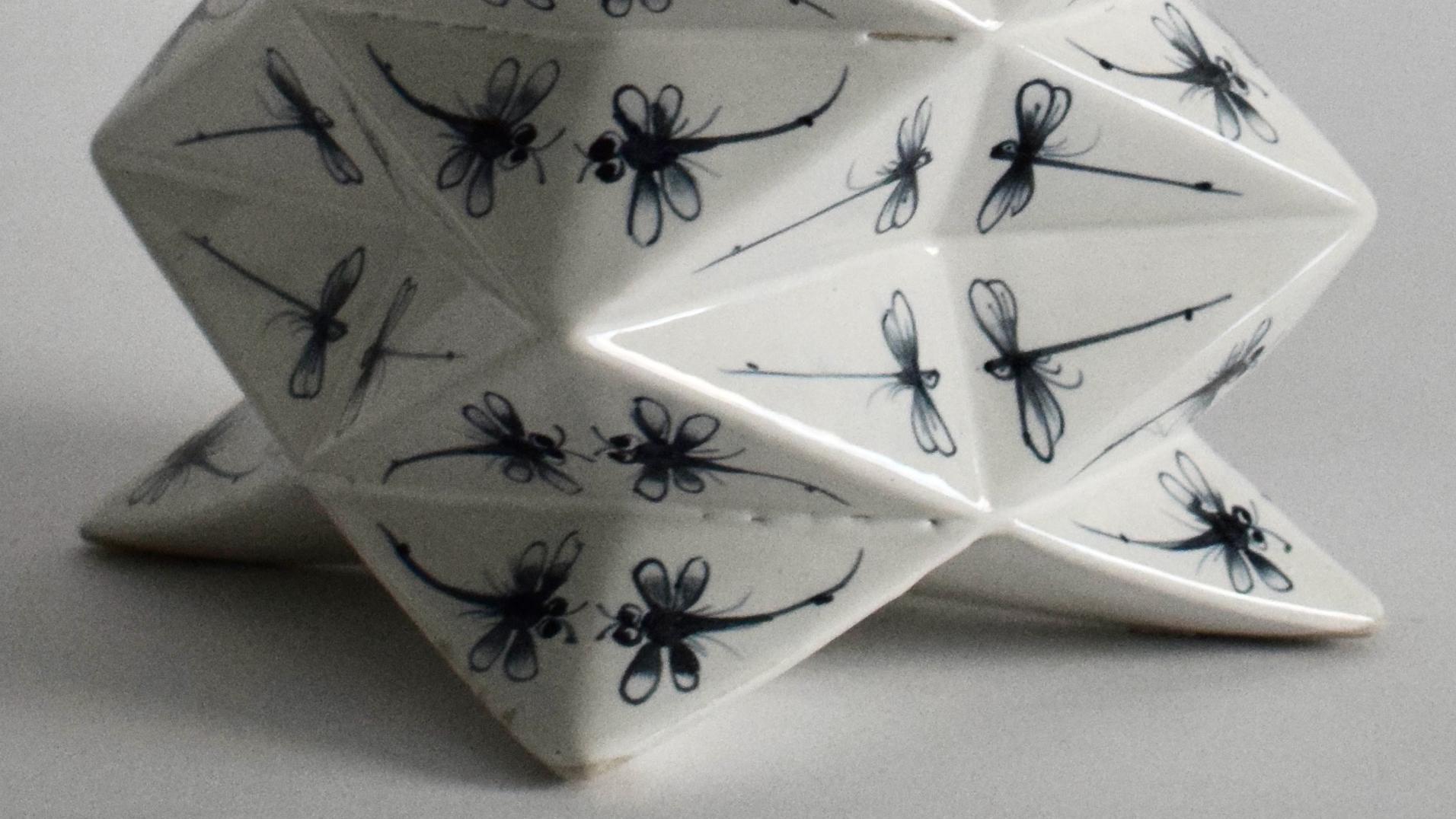 Hand-Painted Hand-painted Ceramic Vietnamese Dragonflies Origami Lamp by James Hicks For Sale