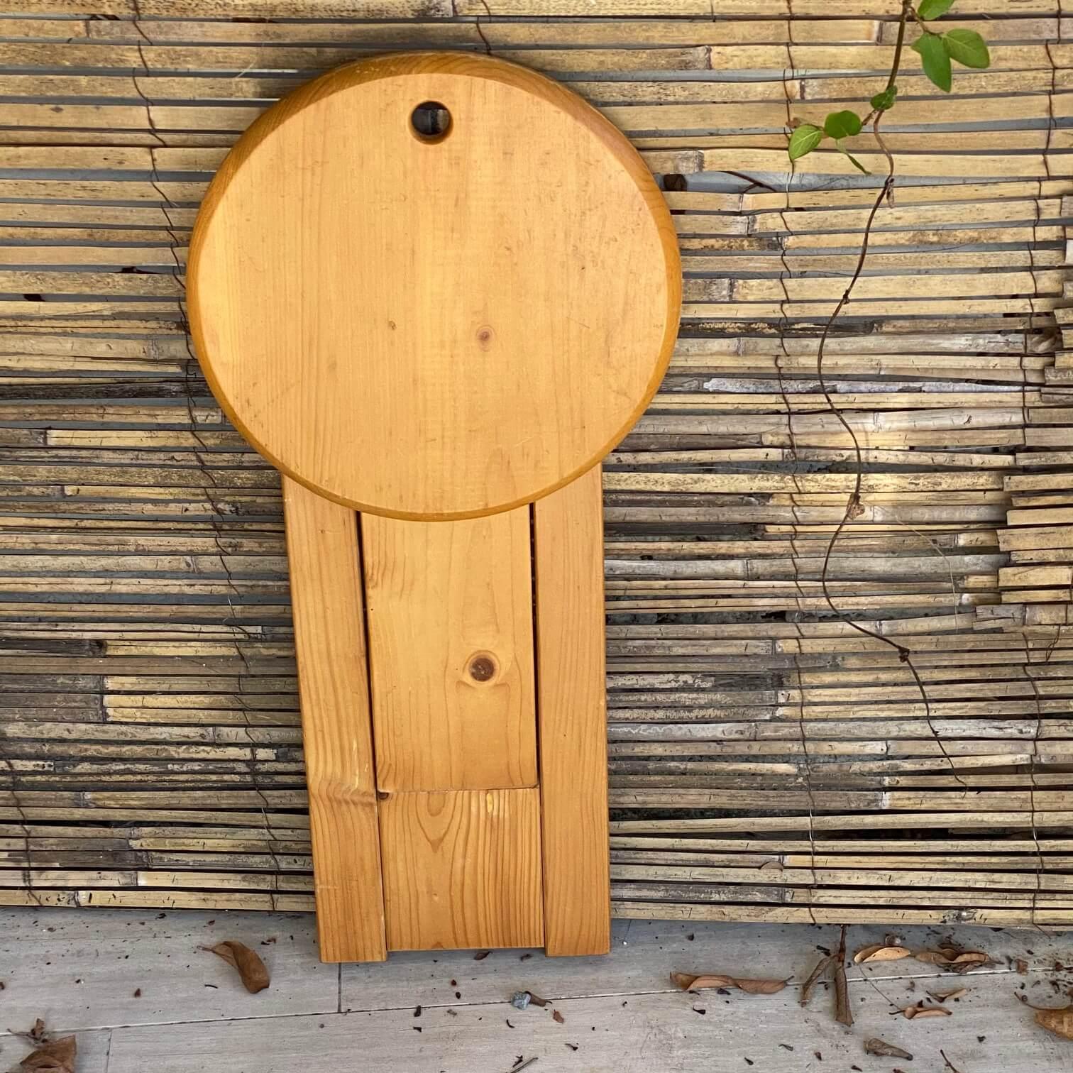 Folded Stool in Wood, Brown Color, by Roger Tallon, France, 1970 In Good Condition In Auribeau sur Siagne, FR