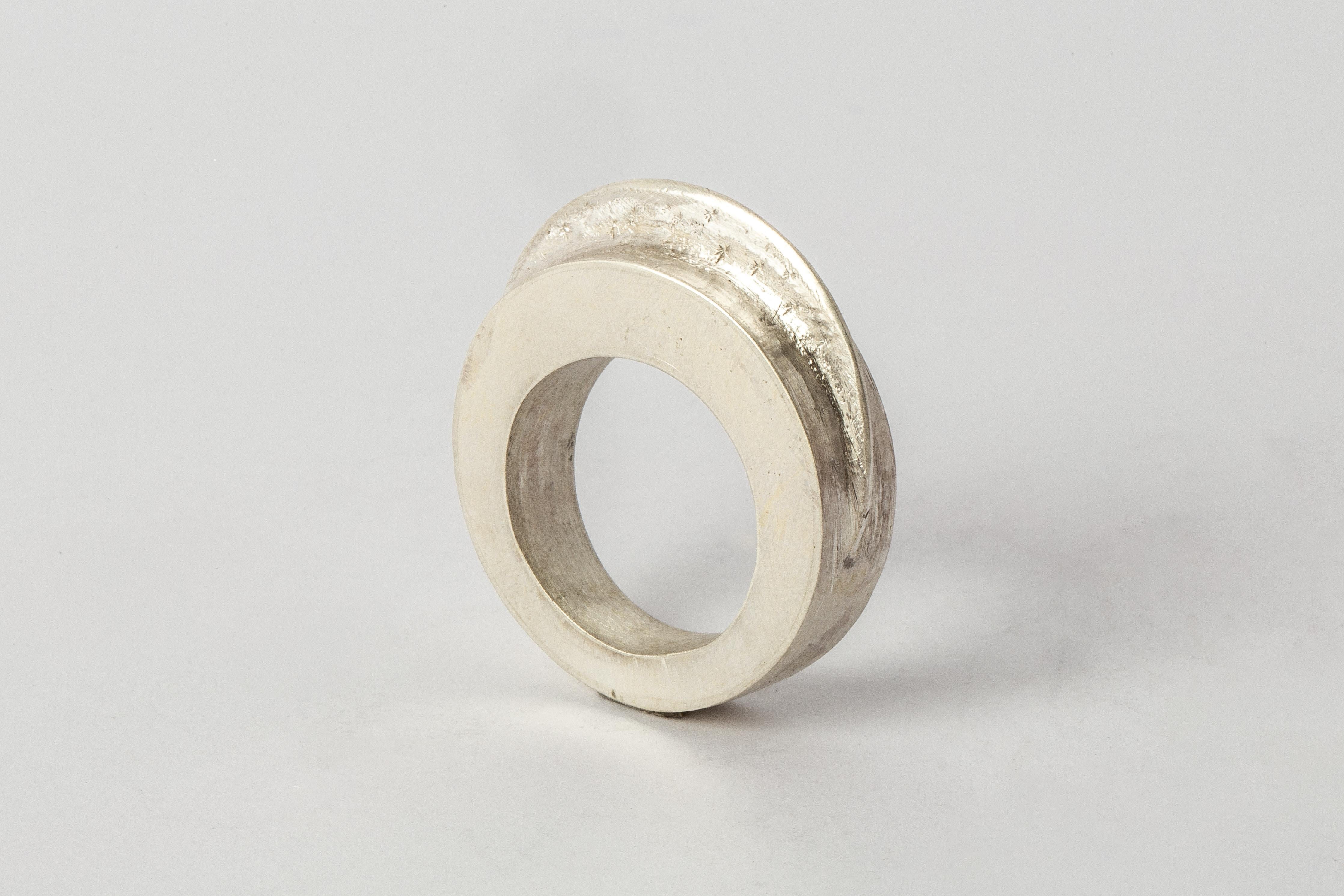 For Sale:  Foldform Crescent Ring (1 Fold, 9mm, FA) 6