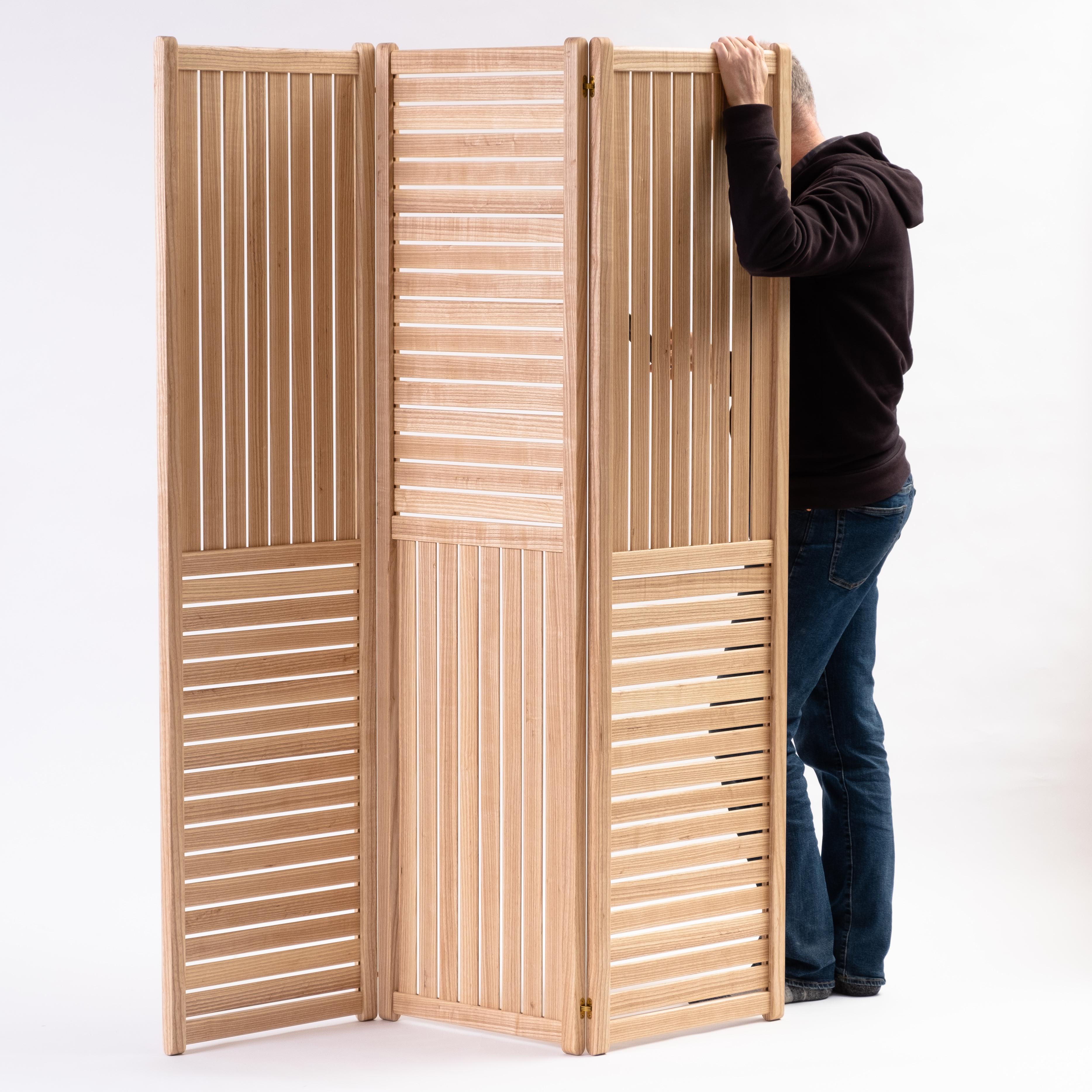 Woodwork Folding 3-Panel or 4-Panel Room Divider Screen in Ash
