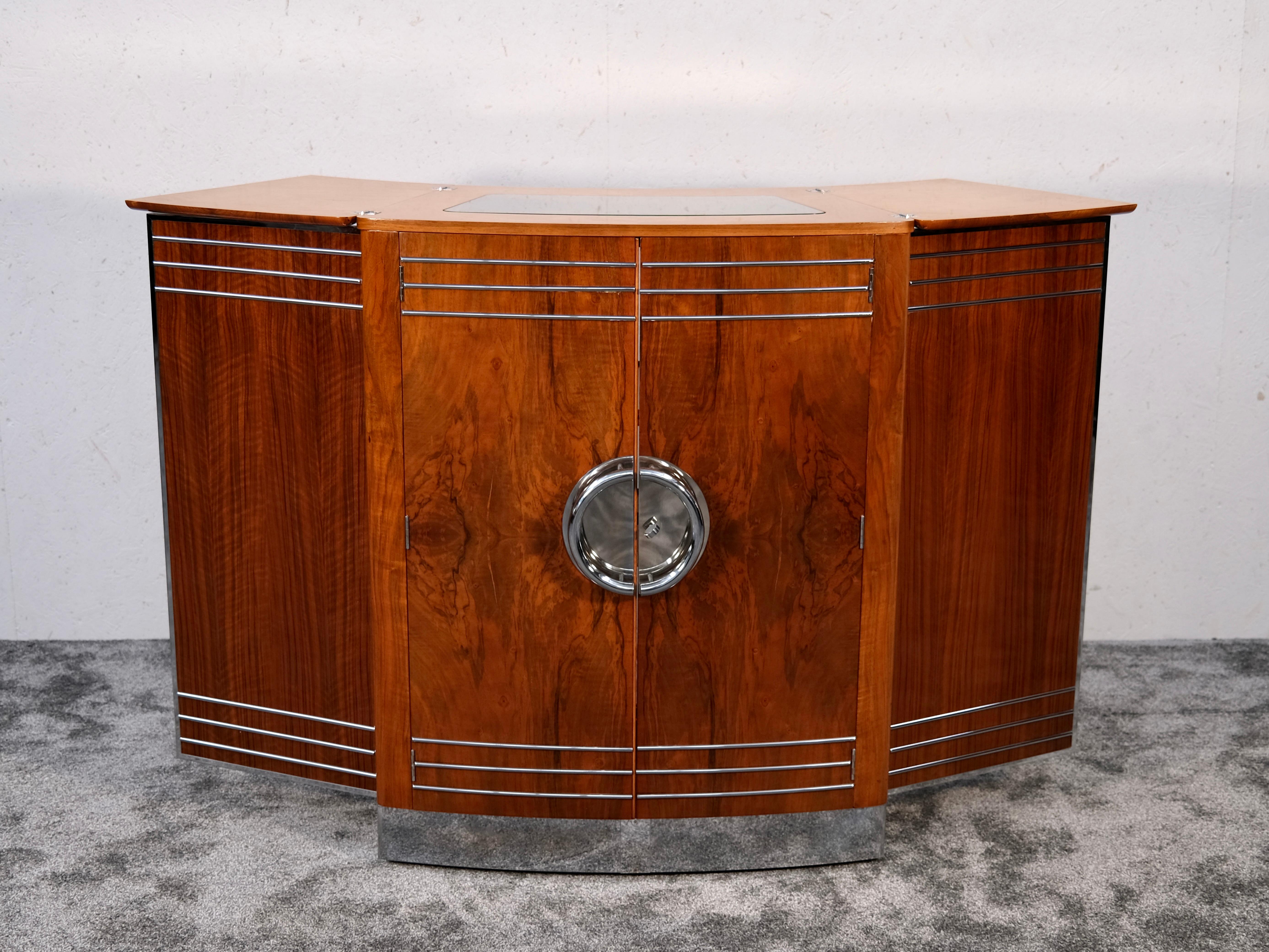 Folding Bar Counter in High Gloss Nutwood, England 1930s Art Deco In Good Condition In Ulm, DE