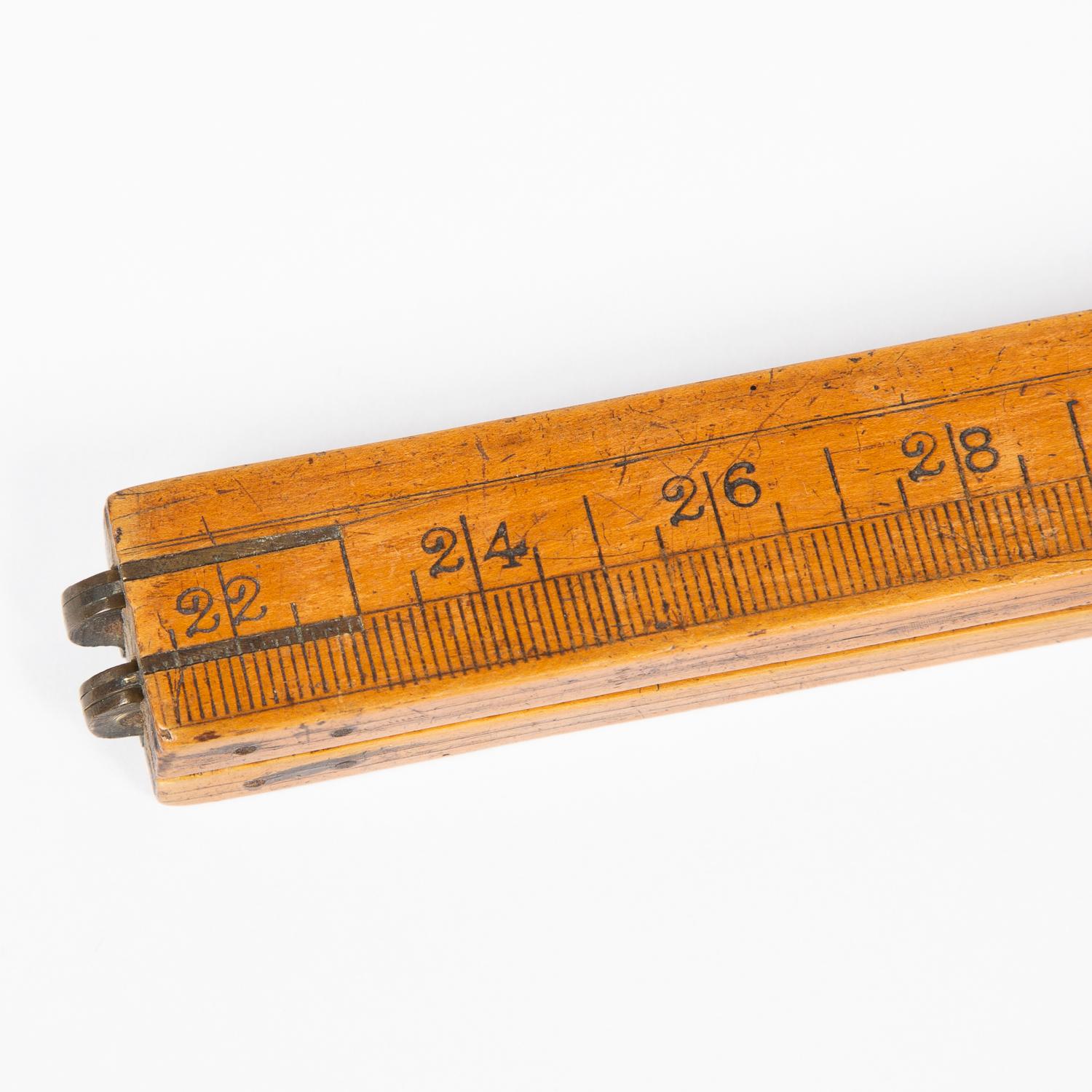 Mesure de la chaussure pliante en bois de buis et laiton, vers 1880 en vente 10