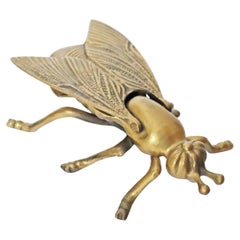 Cenicero plegable de latón en forma de mosca, años 70