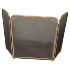 Strumenti per camini e vasi per camini in ottone