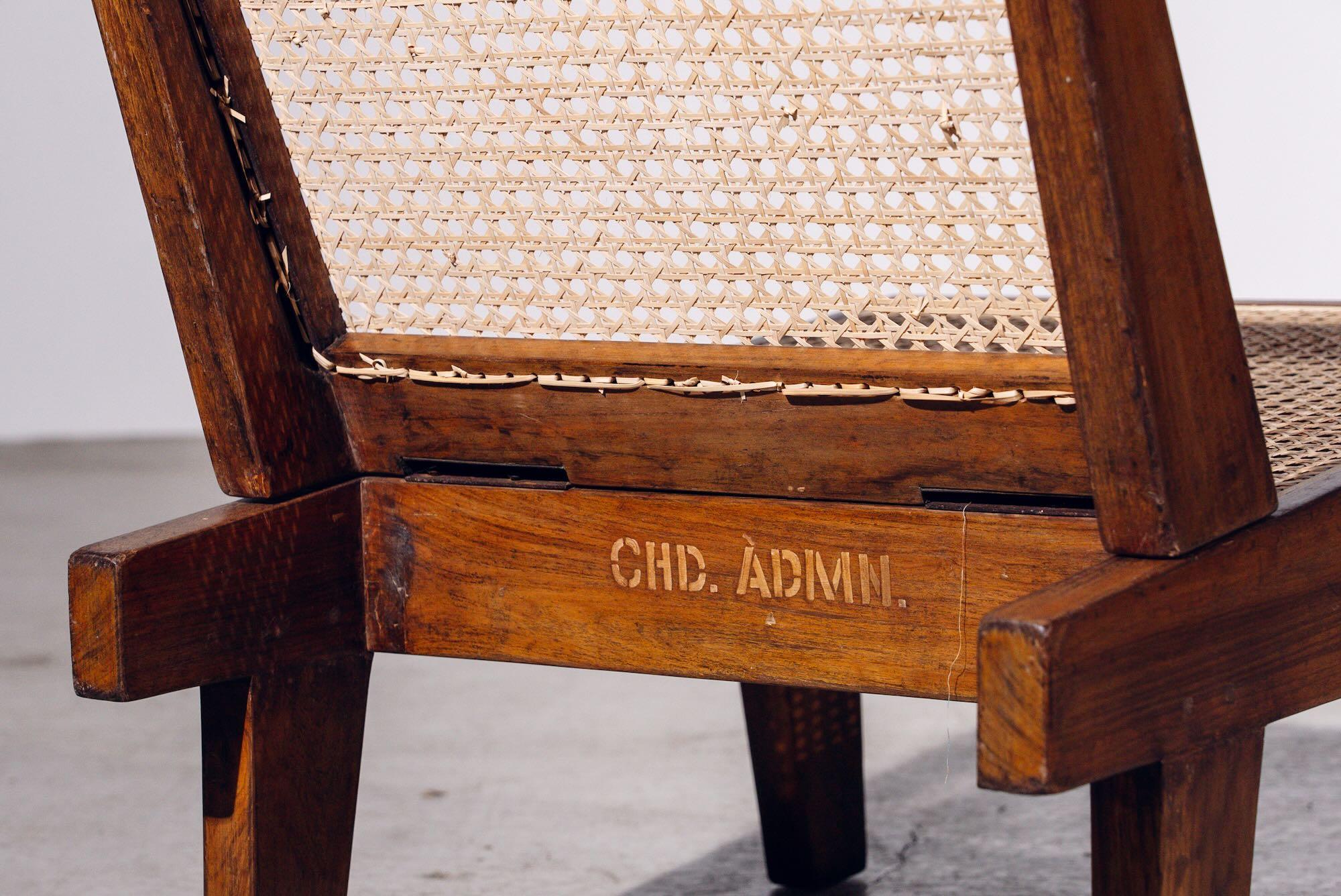 Folding Chair by Pierre Jeanneret for Chandigarh, India, Circa 1960 In Good Condition For Sale In Tokyo, JP