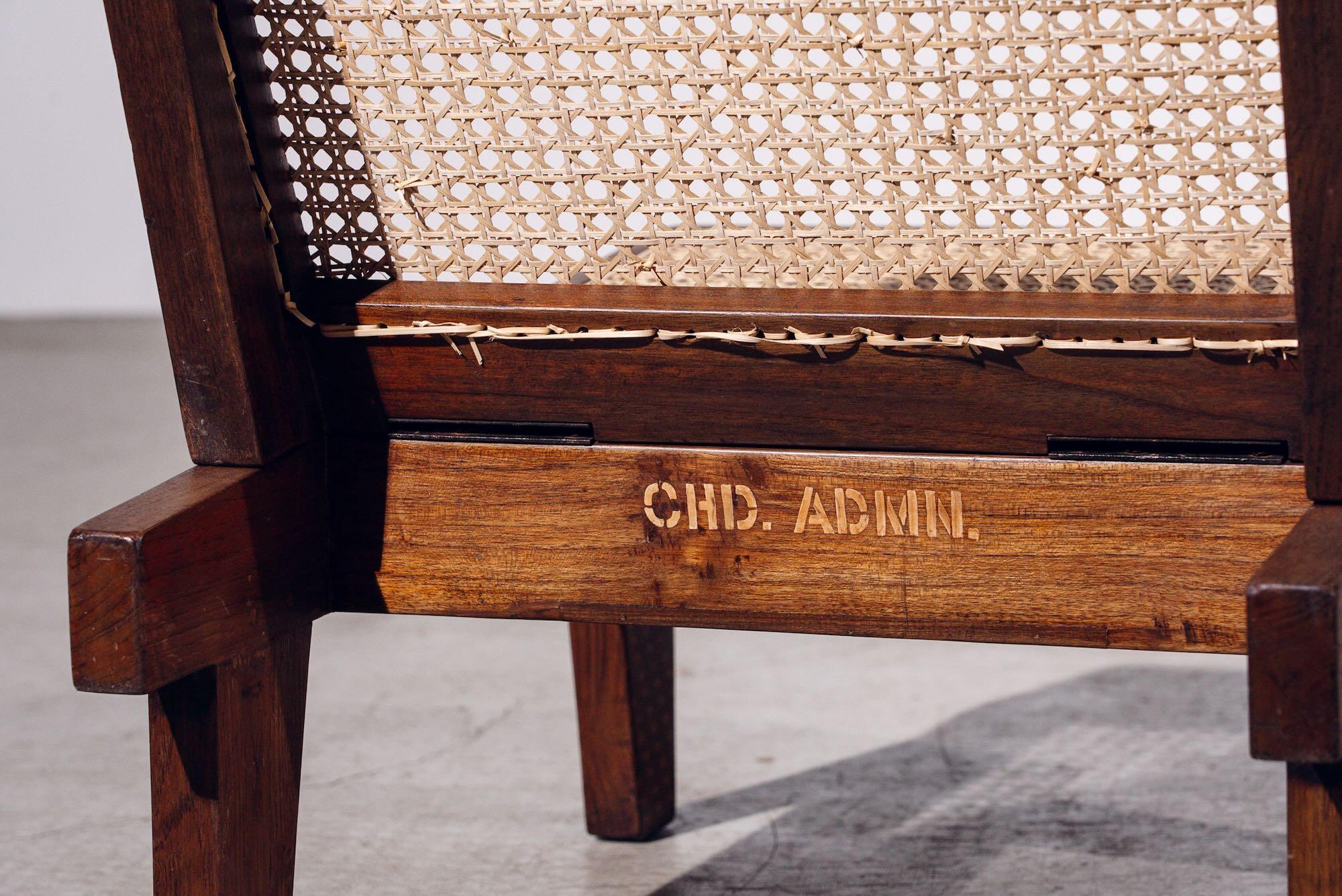 Folding Chair by Pierre Jeanneret for Chandigarh, India, Circa 1960 In Good Condition For Sale In Tokyo, JP