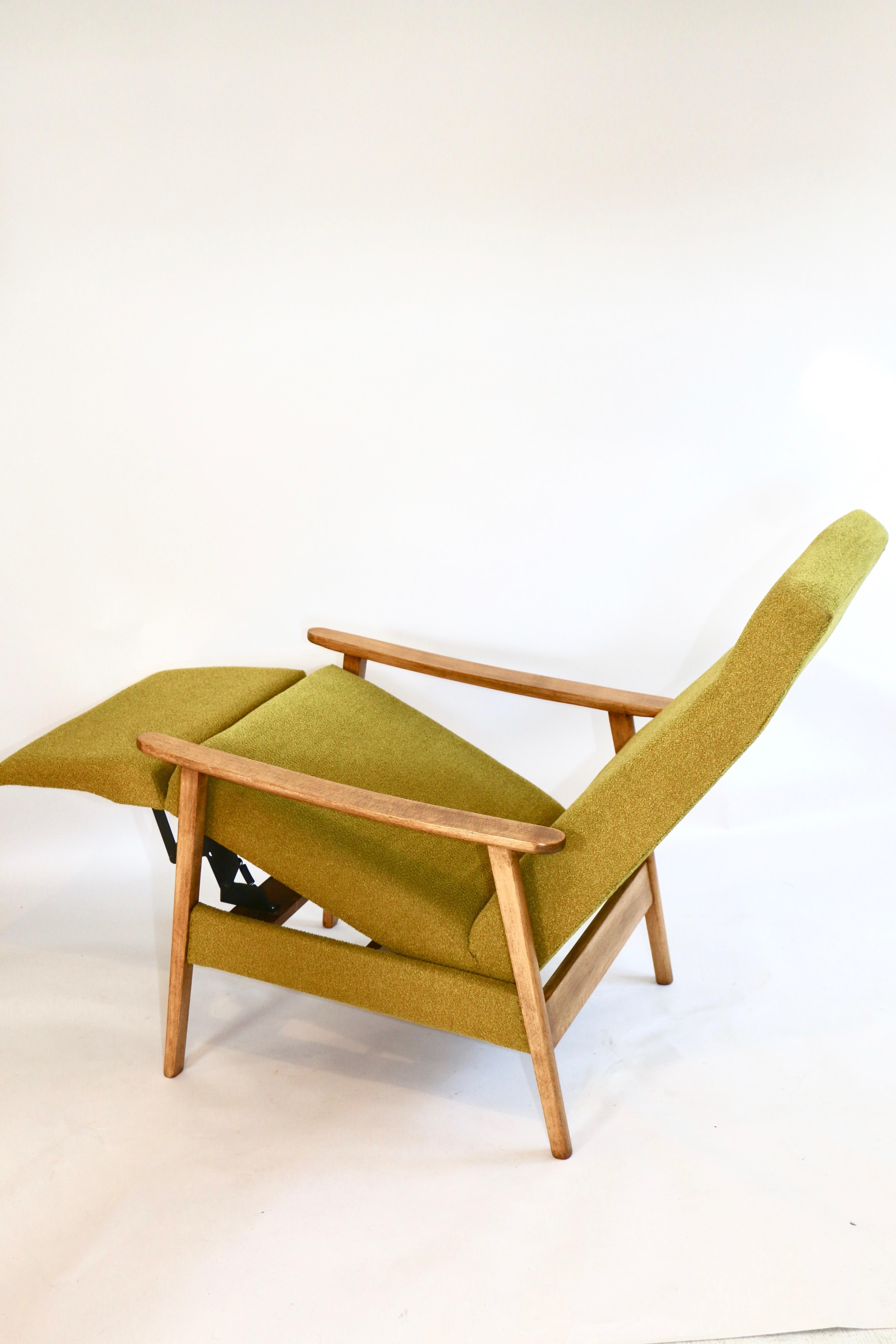 Mid-Century Modern Folding Chair from 20th Century For Sale