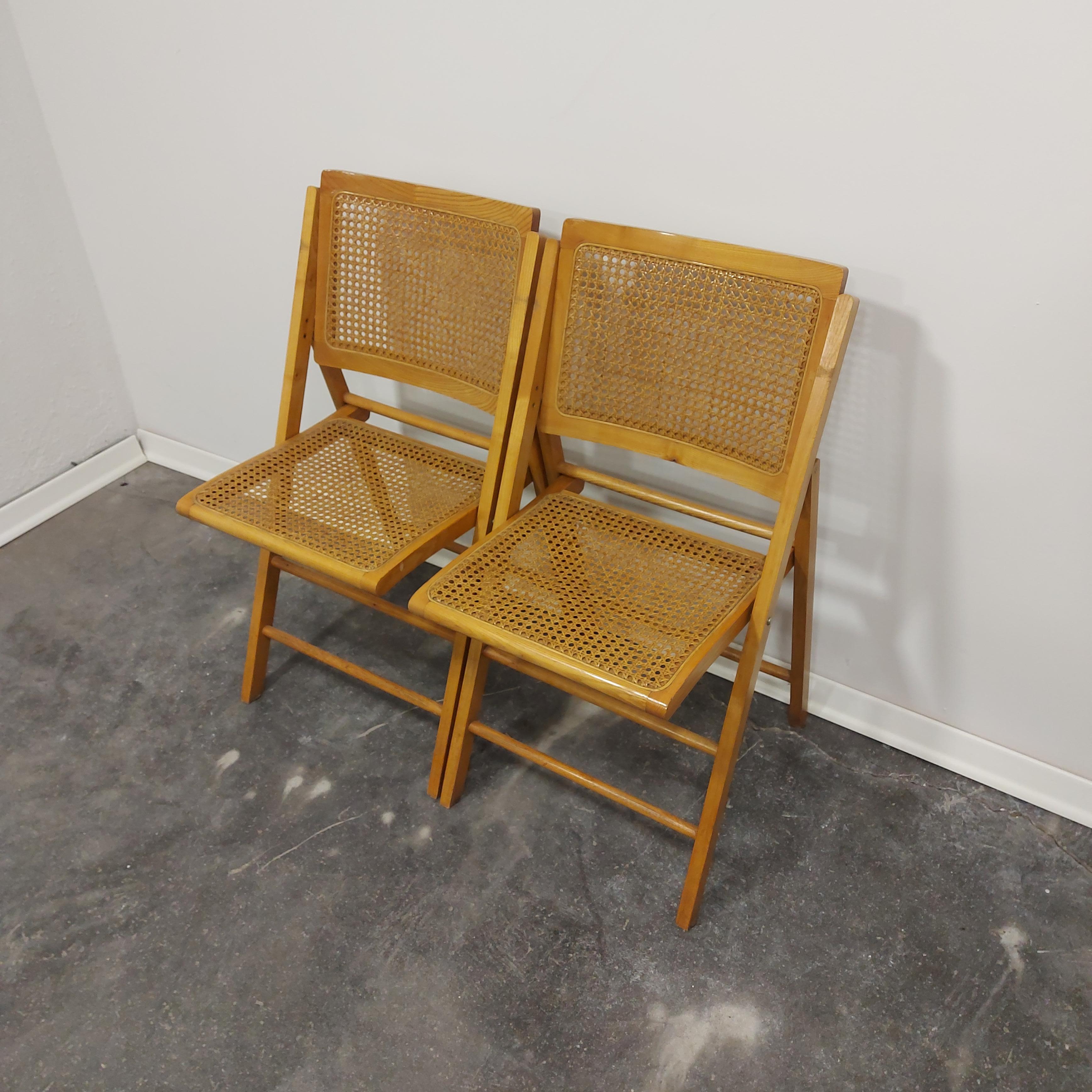 Folding chairs 1970s pair For Sale 6