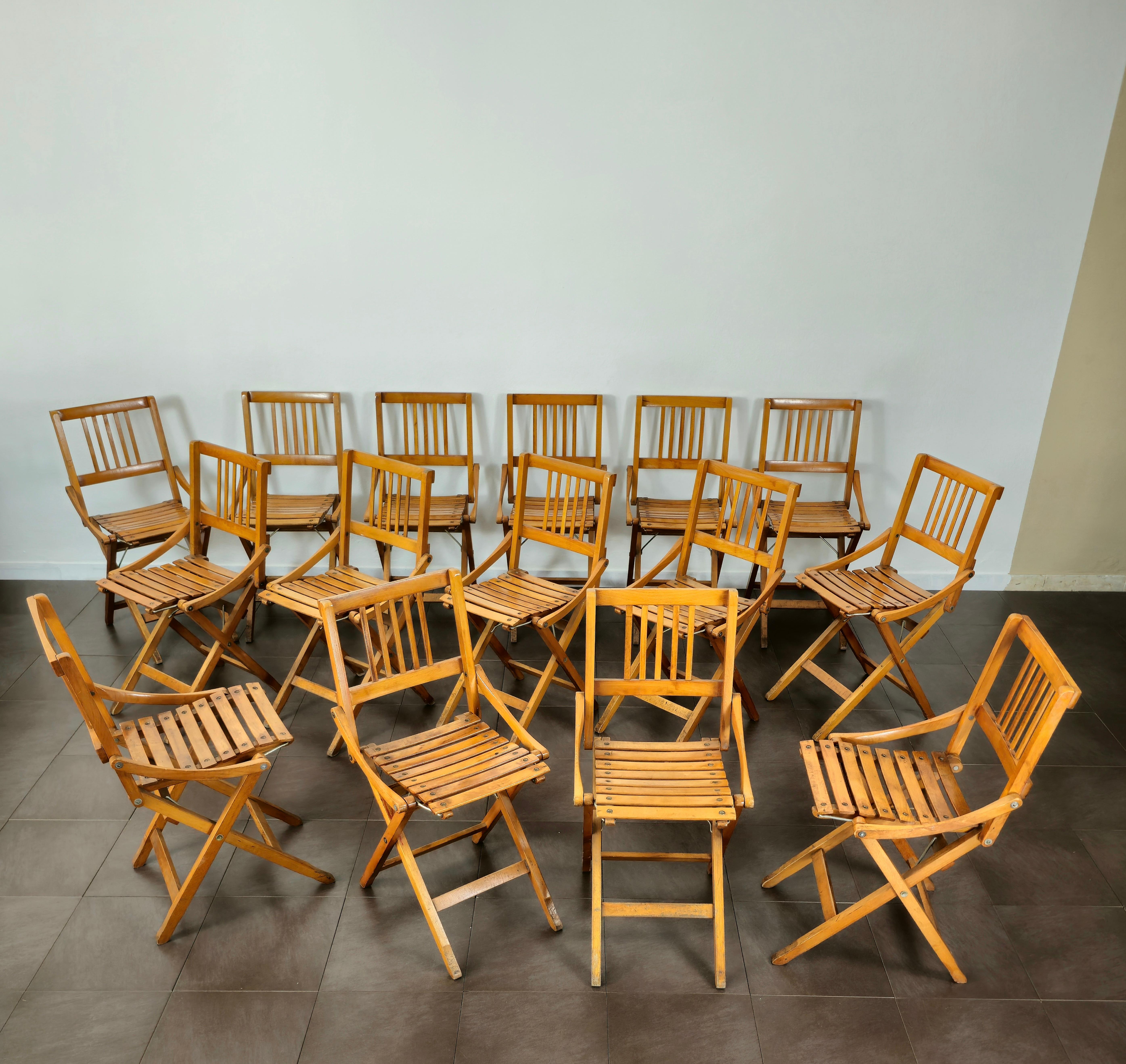 Folding Chairs Wood Fratelli Reguitti Midcentury Italian Design 1950s Set of 15 3