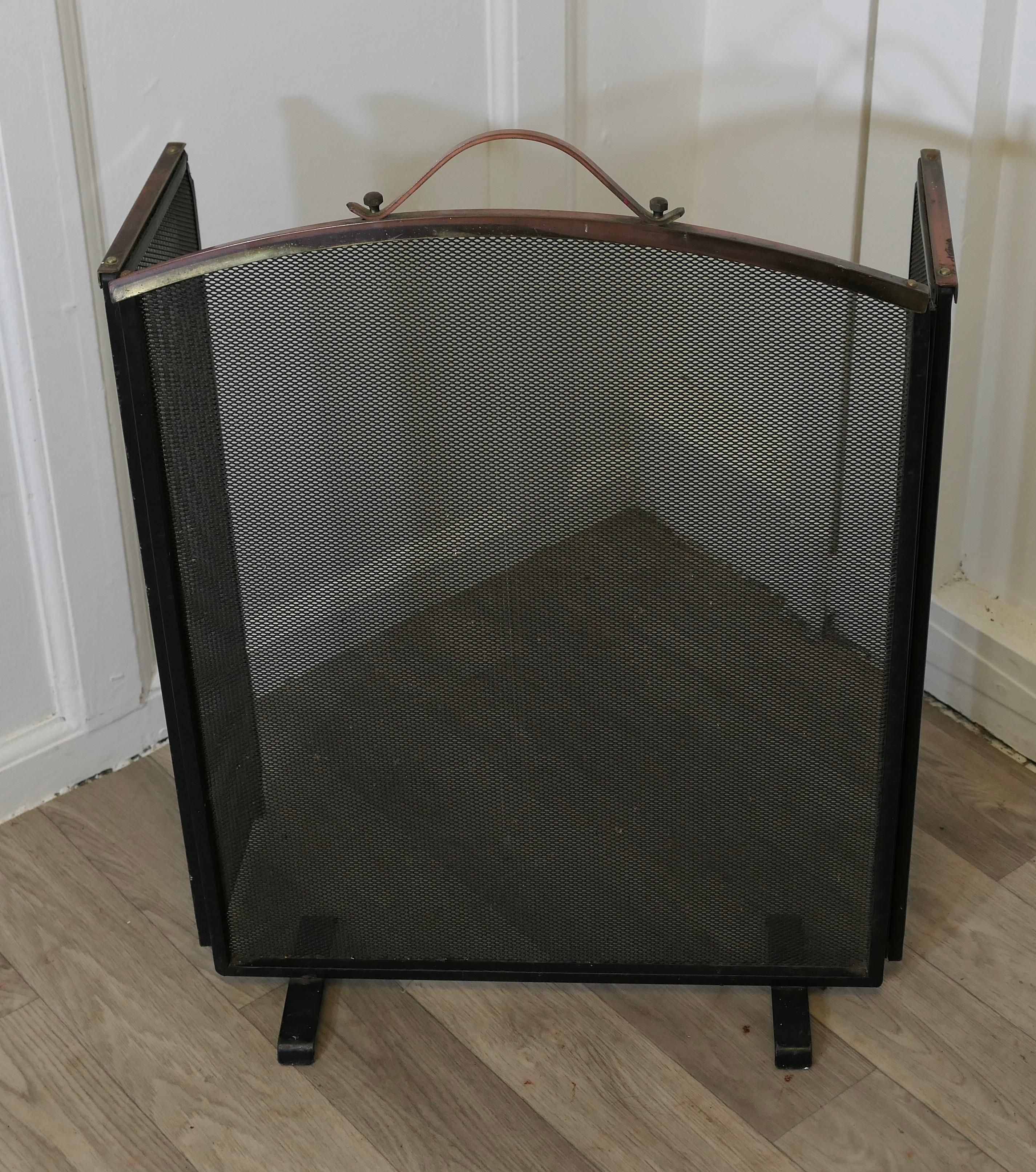 Art Deco Folding Copper and Fine Mesh Spark Fire Guard   This very useful spark guard For Sale