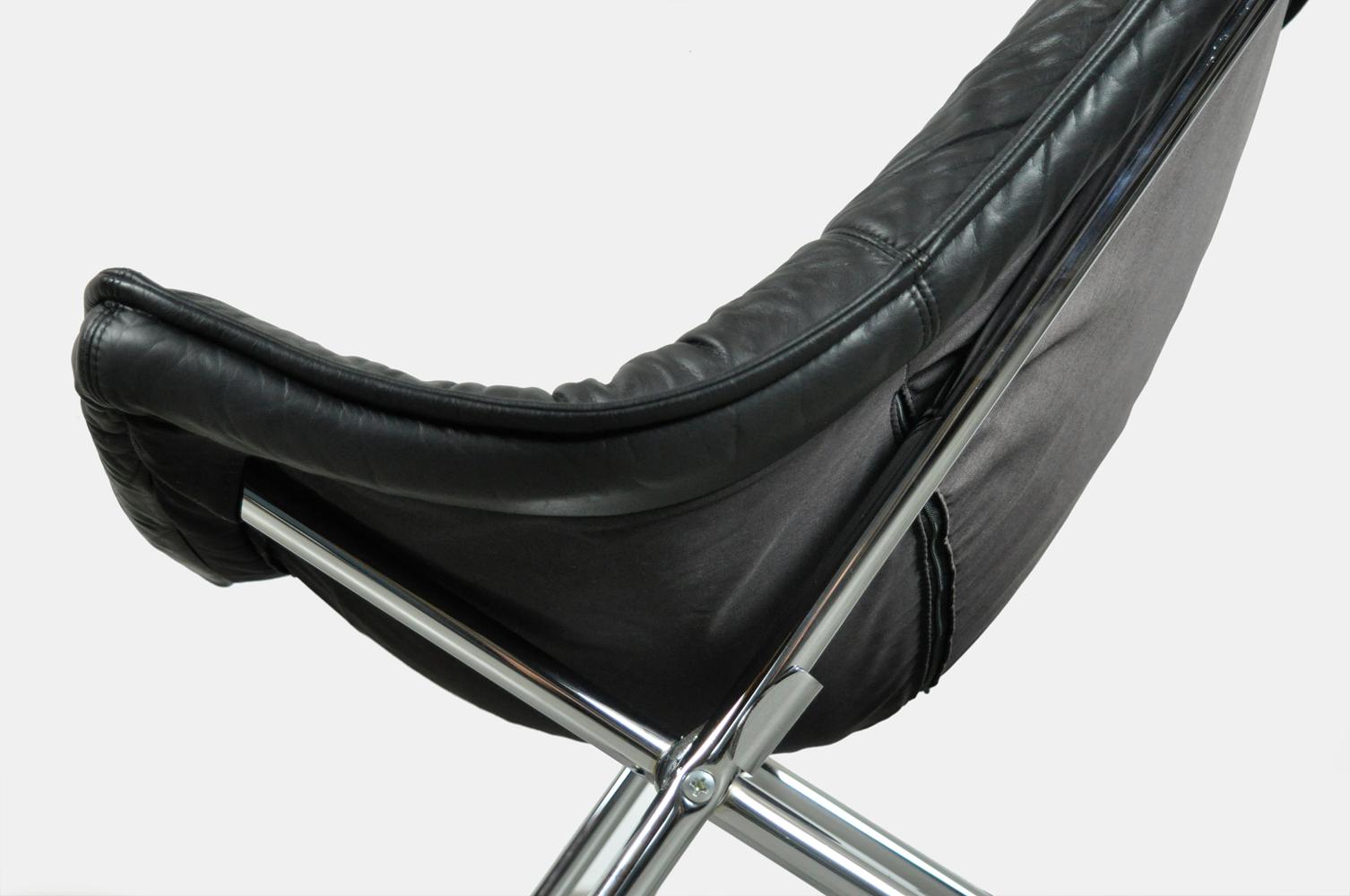 Folding designer armchairs designed by Teun van Zanten for Molinari, Italy 1970s 4