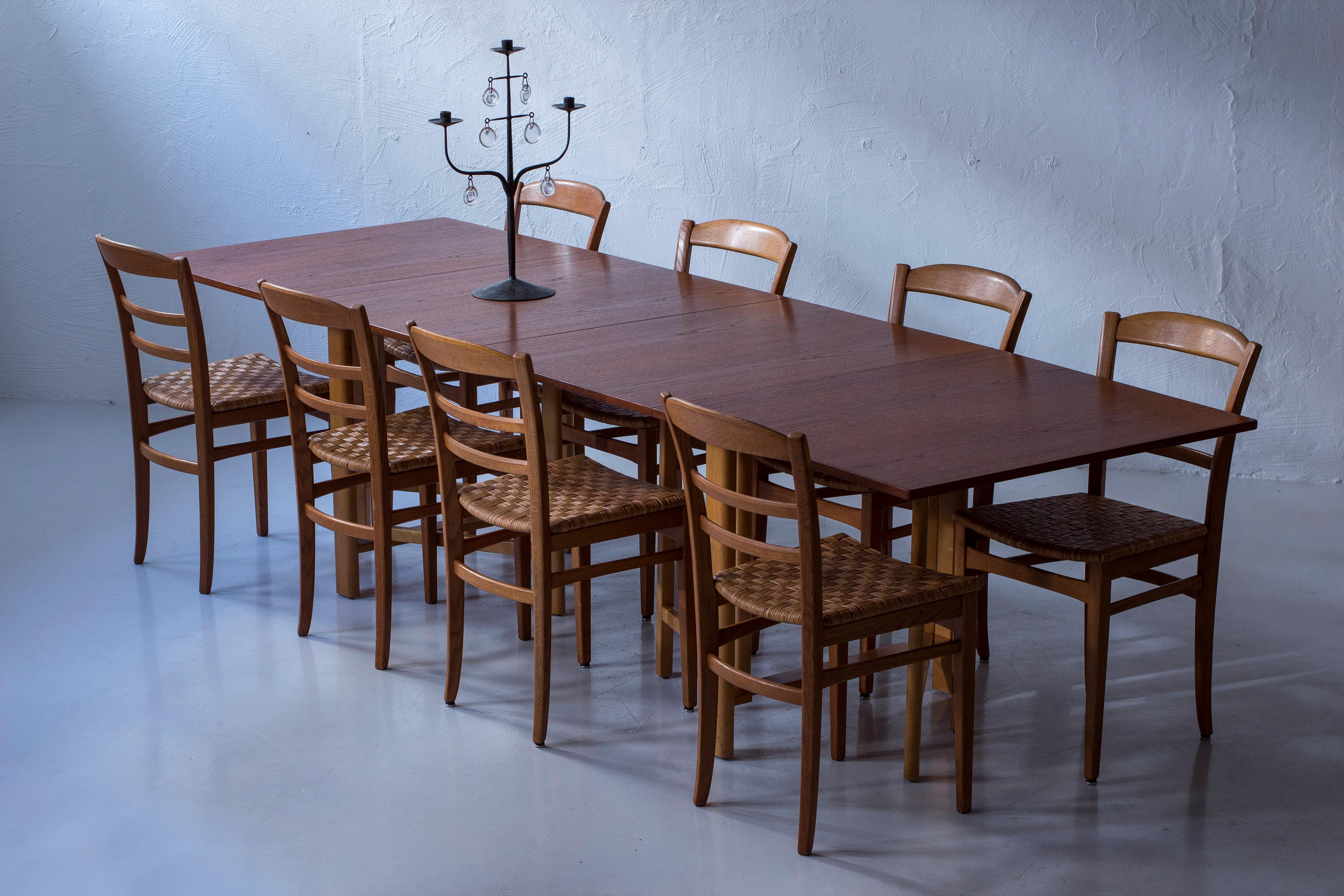 Folding dining table by Bruno Mathsson, Firma Karl Mathsson, Sweden, 1950s In Good Condition For Sale In Hägersten, SE