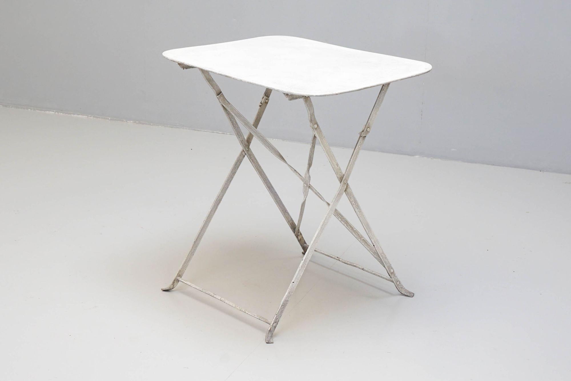 Folding Garden Table In Excellent Condition For Sale In London, England