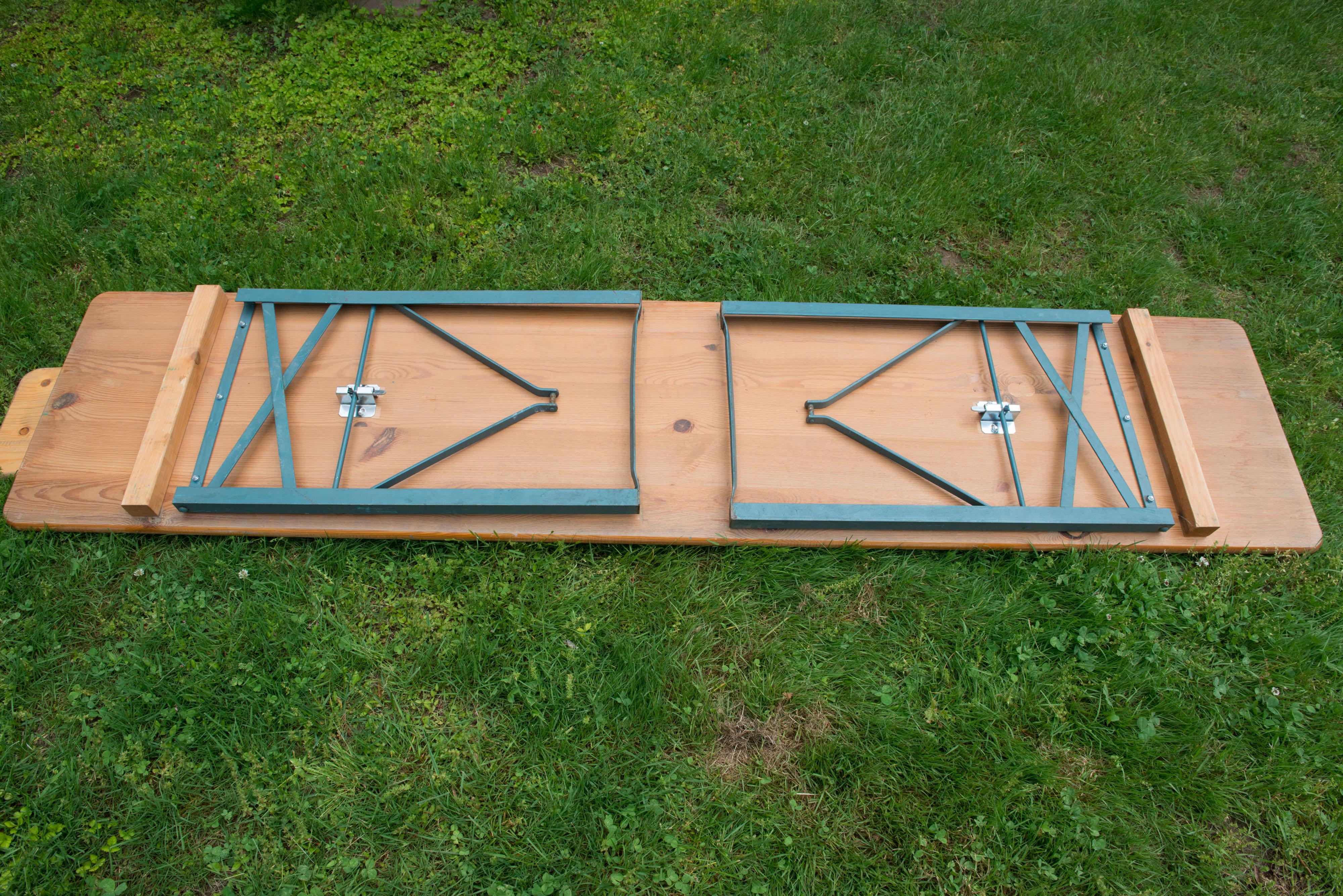 Table de picnic allemande pliante avec bancs en vente 2