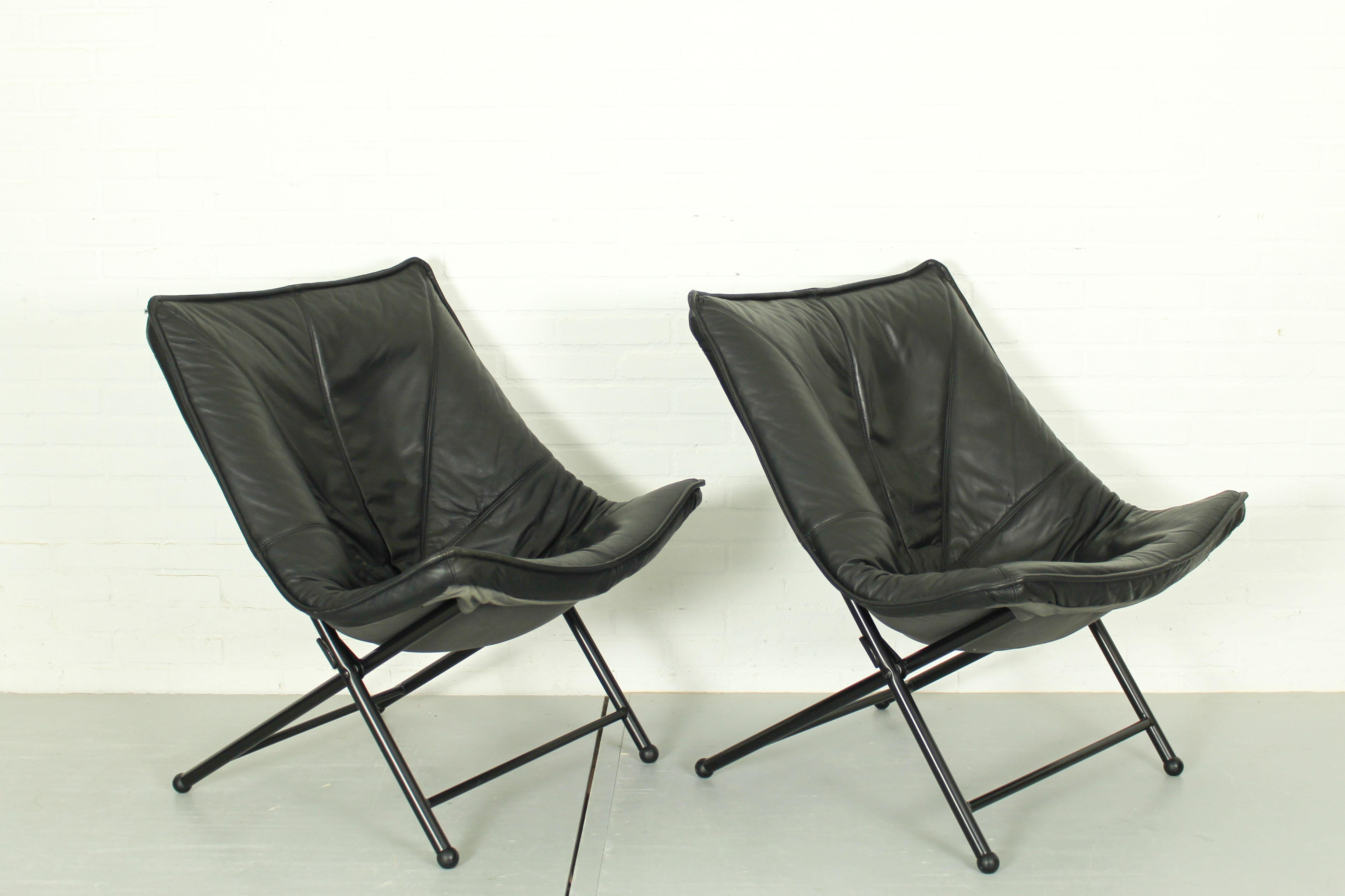 Folding Lounge Chairs in Black Leather by Teun Van Zanten for Molinari, 1970s For Sale 1