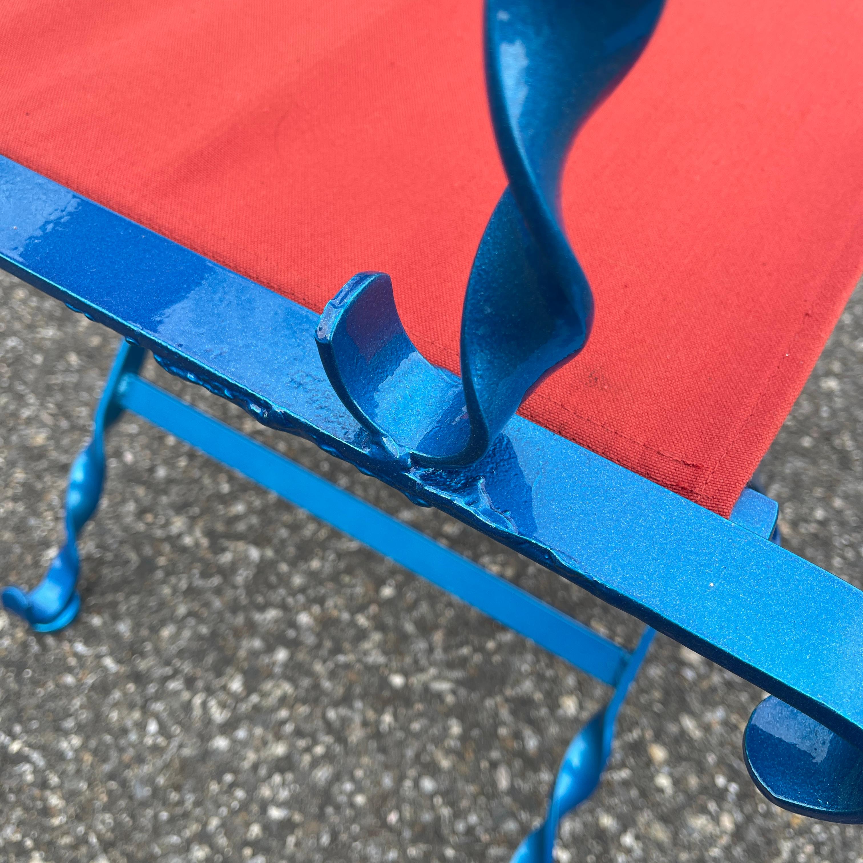 Folding Maui Blue and Red Iron Outdoor Director's Chair, American 1930's For Sale 7