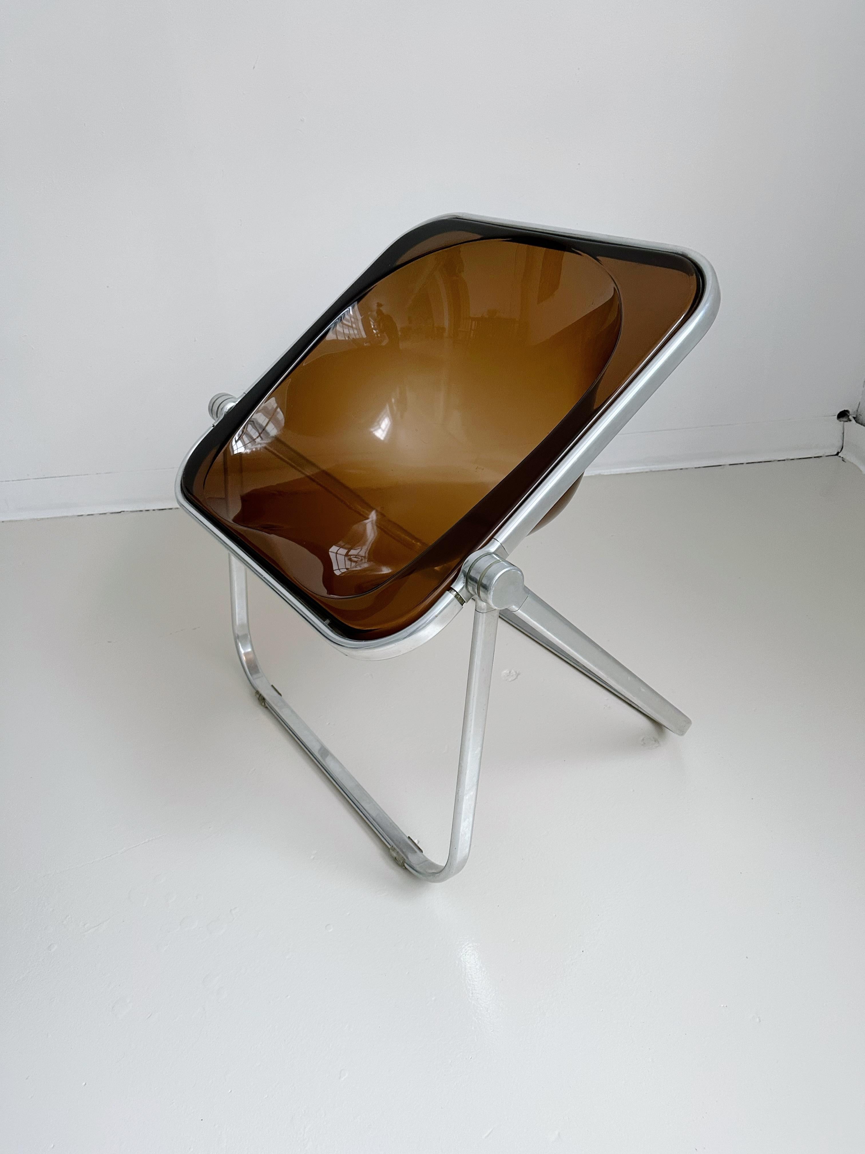 Folding Plona Chair by Giancarlo Piretti for Castelli In Good Condition In Outremont, QC