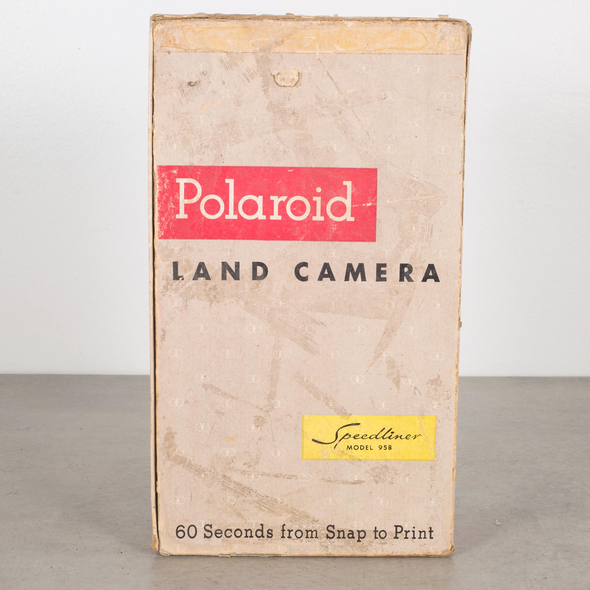 Folding Polaroid Land Camera Model 95B, circa 1957 In Good Condition In San Francisco, CA