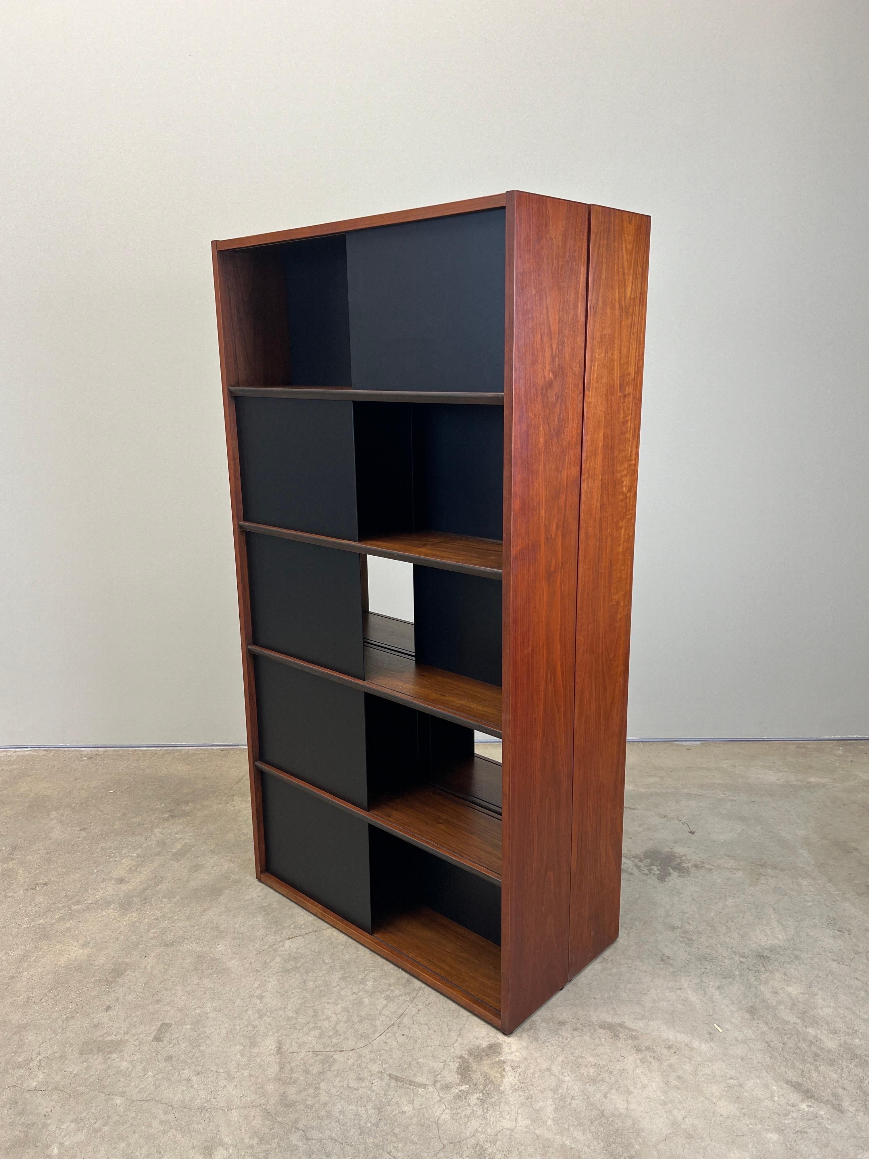 Divisorio pieghevole / Scaffale per libri di Evans Clark per Glenn of California in vendita 3