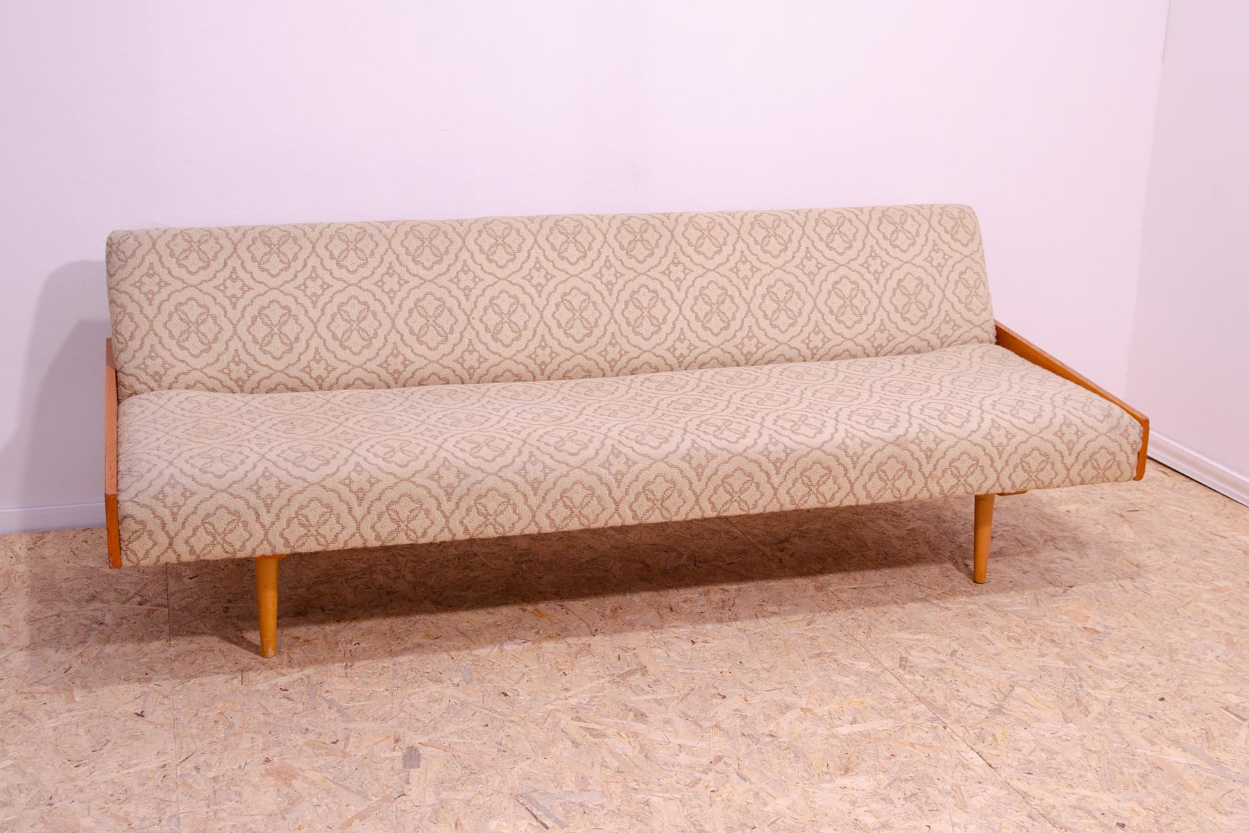 Mid-Century Modern Folding Scandinavian style Sofabed, 1970s, Czechoslovakia For Sale