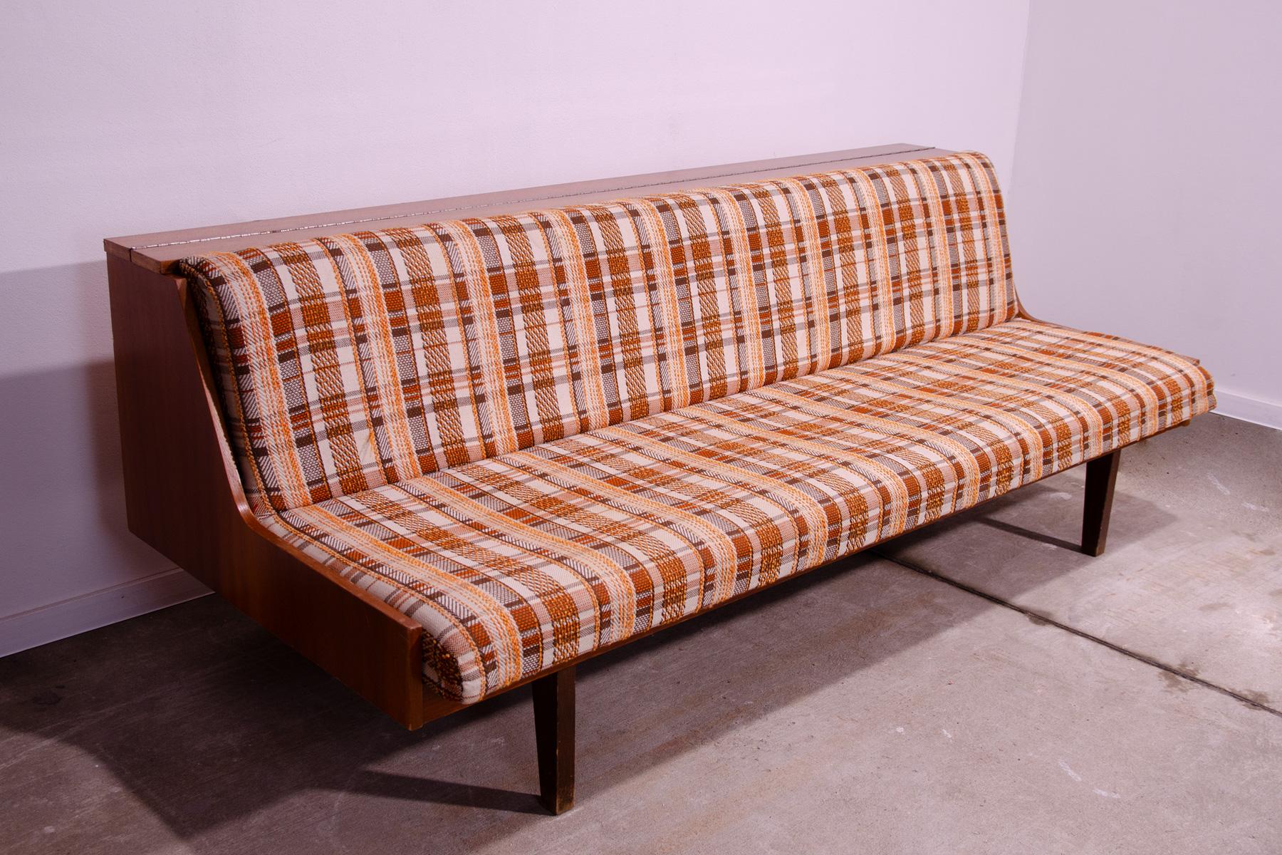 Folding Scandinavian style Sofabed, 1970s, Czechoslovakia In Good Condition For Sale In Prague 8, CZ