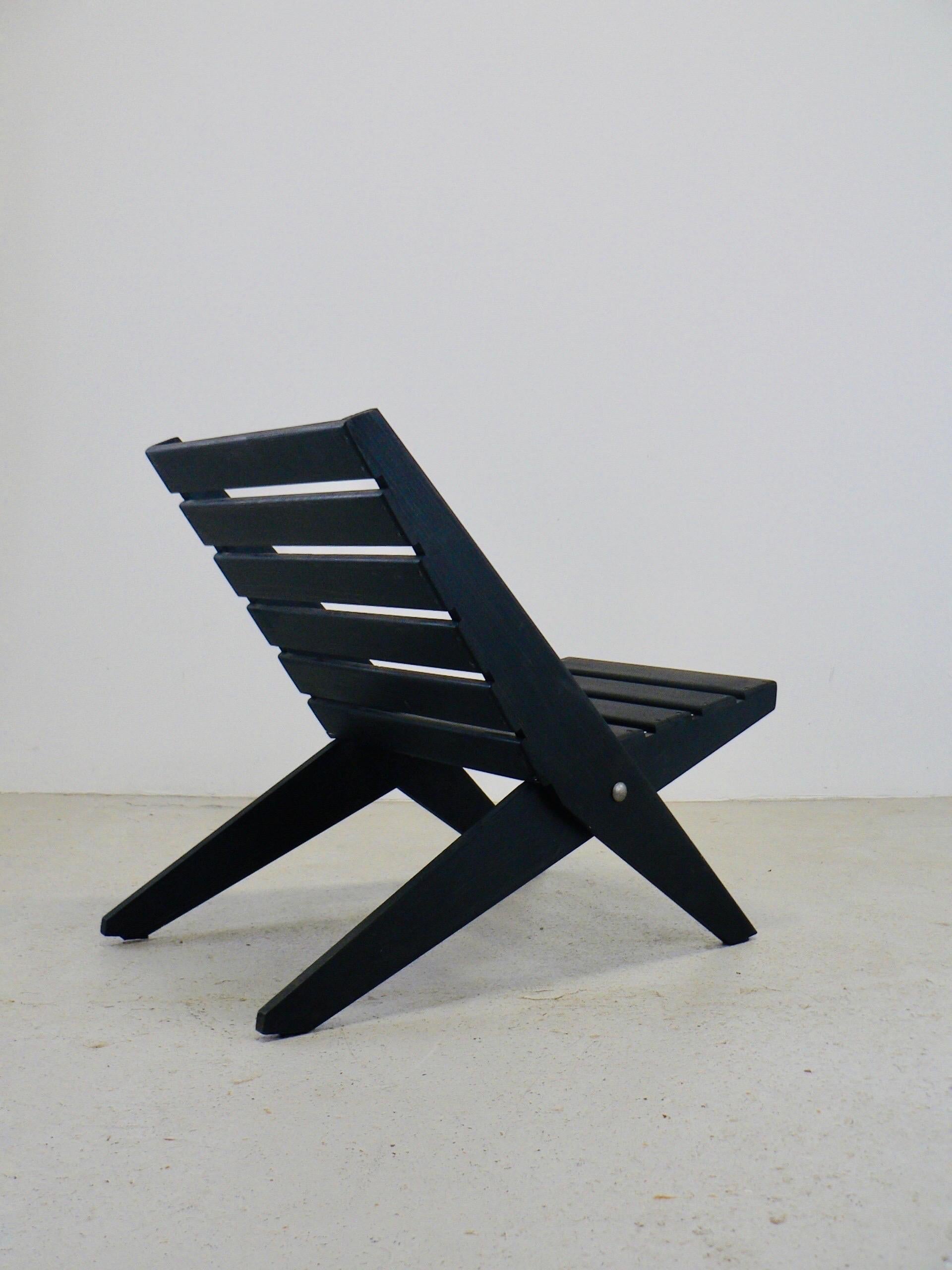 Folding scissor chair 1950 France In Fair Condition For Sale In SOTTEVILLE-LÈS-ROUEN, FR