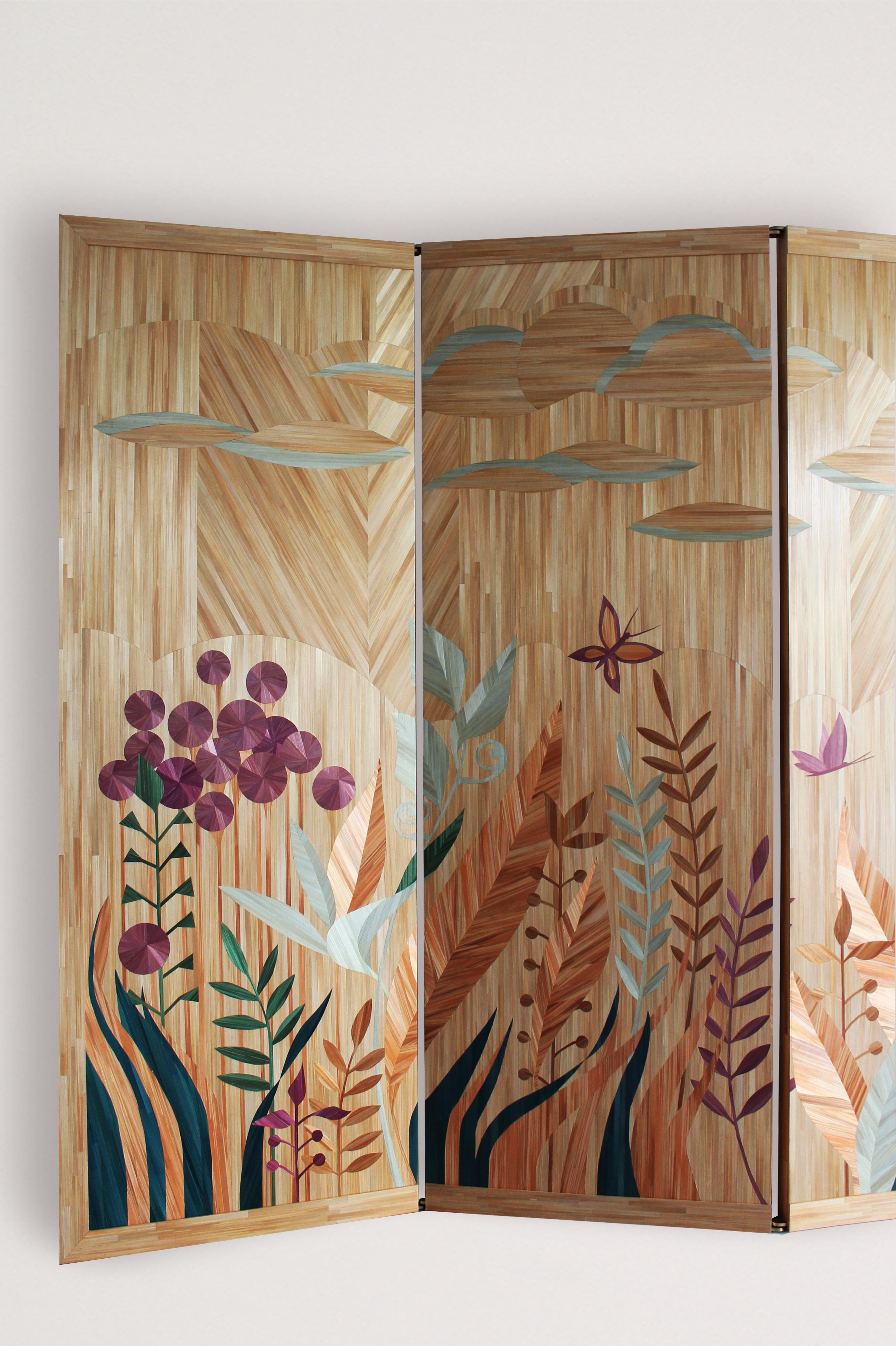 Ukrainian Folding Screen Butterflies Straw Marquetry Hand-Crafted French Deco, in stock For Sale