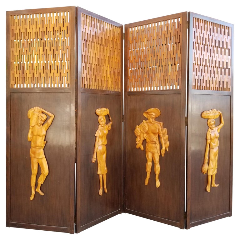 Folding Screen / Room Divider with Carved Polynesian Figures For Sale