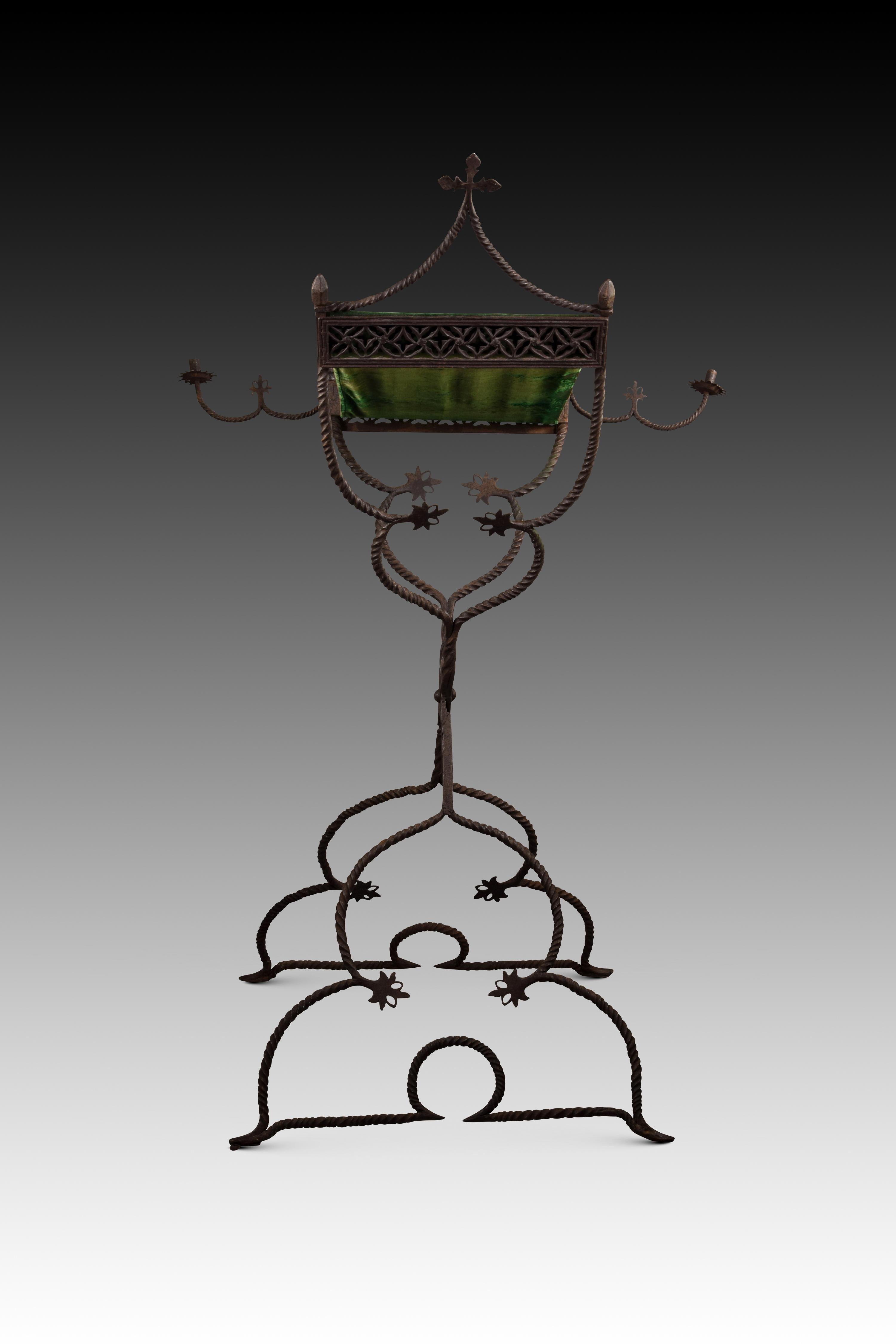 lectern in spanish
