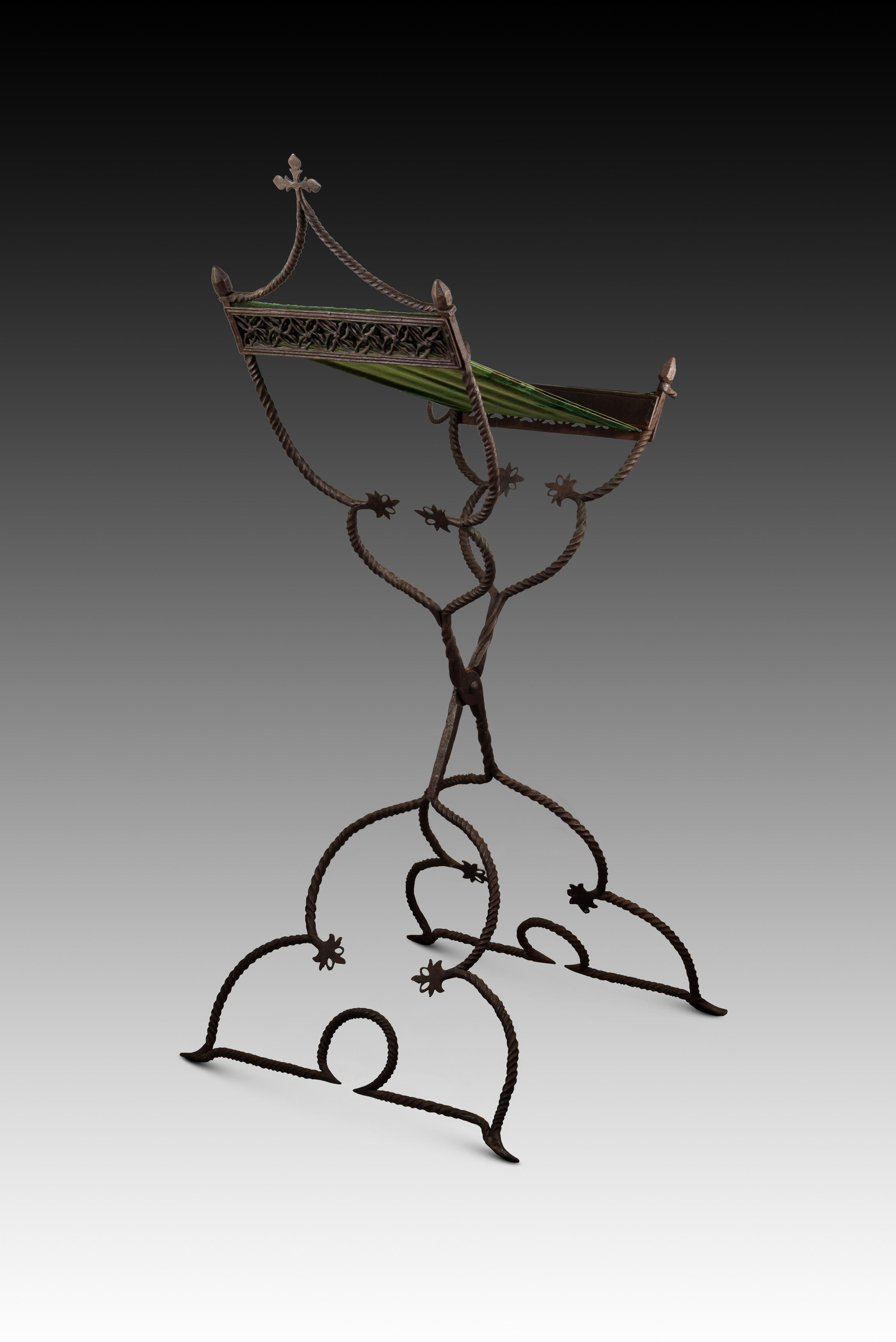 Renaissance Folding Standing Lectern in Wrought Iron and Fabric, Spain, 16th Century