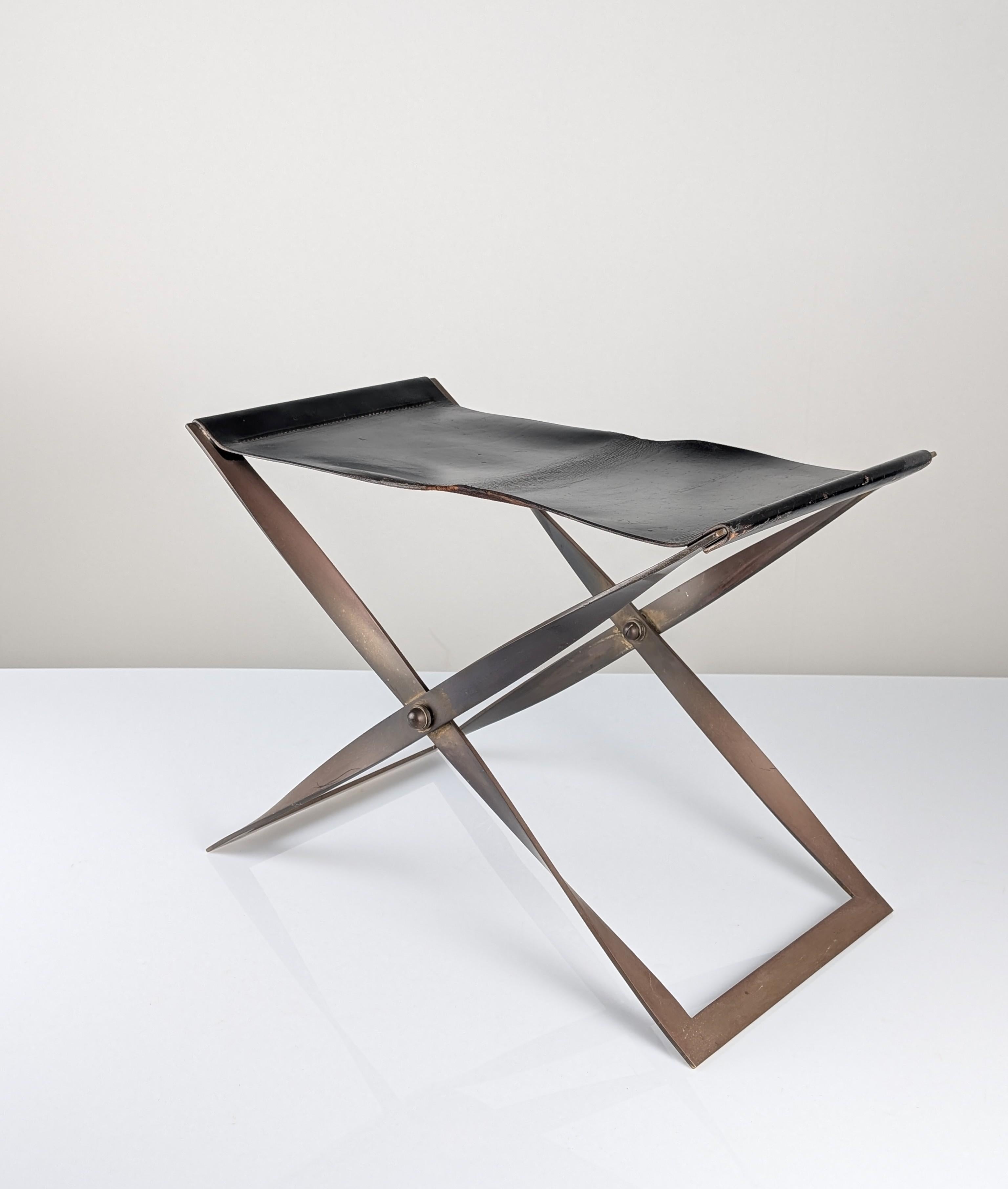 Folding Steel and Leather Stool, Denmark 1960s In Good Condition For Sale In Benalmadena, ES