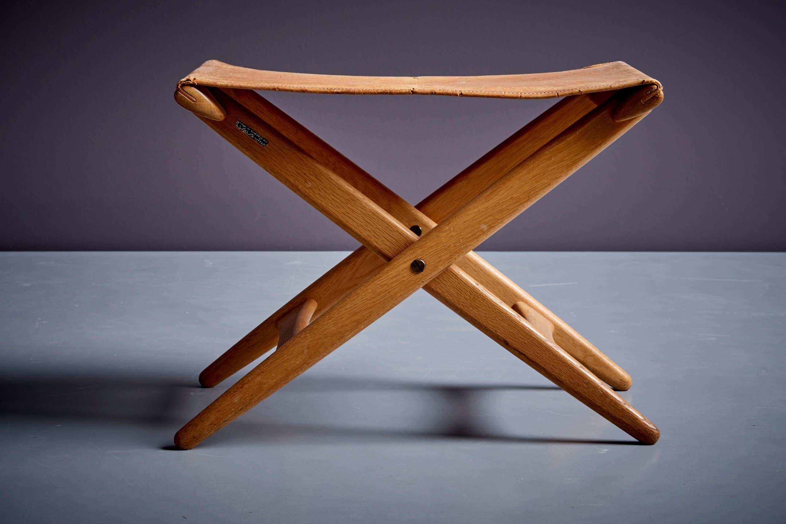 Leather Folding Stool by Des. Uno and Östen Kristiansson for Luxus Vittsjö
