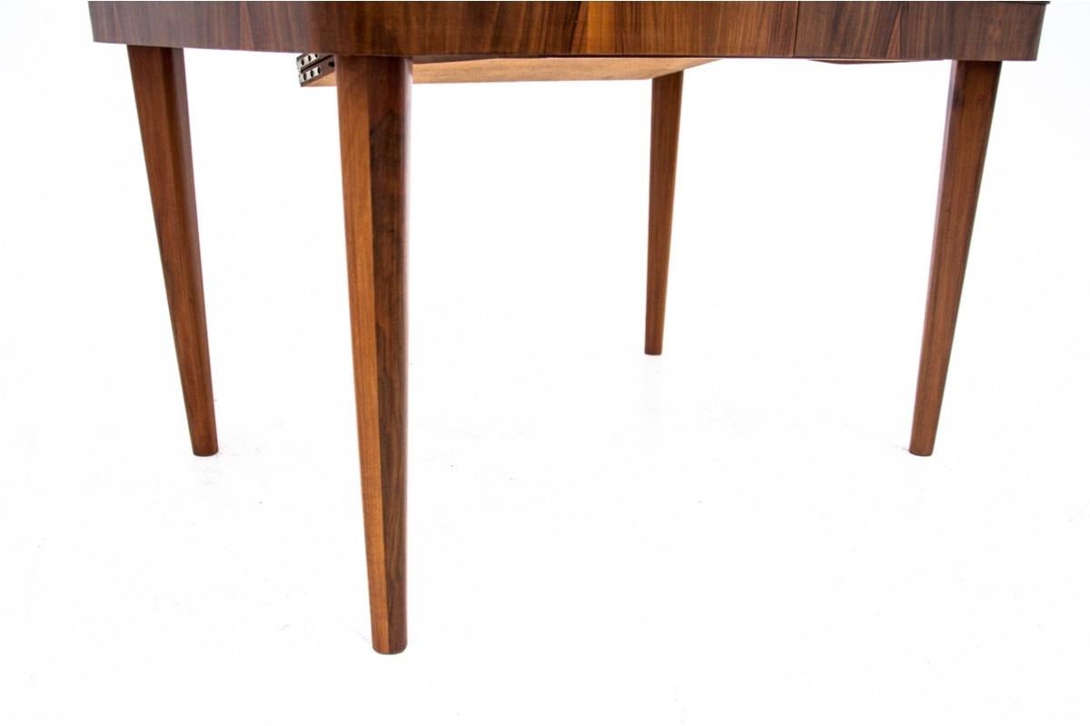Walnut Folding Table, Designed by J. Halabala, UP Závody, Czechoslovakia, 1930s
