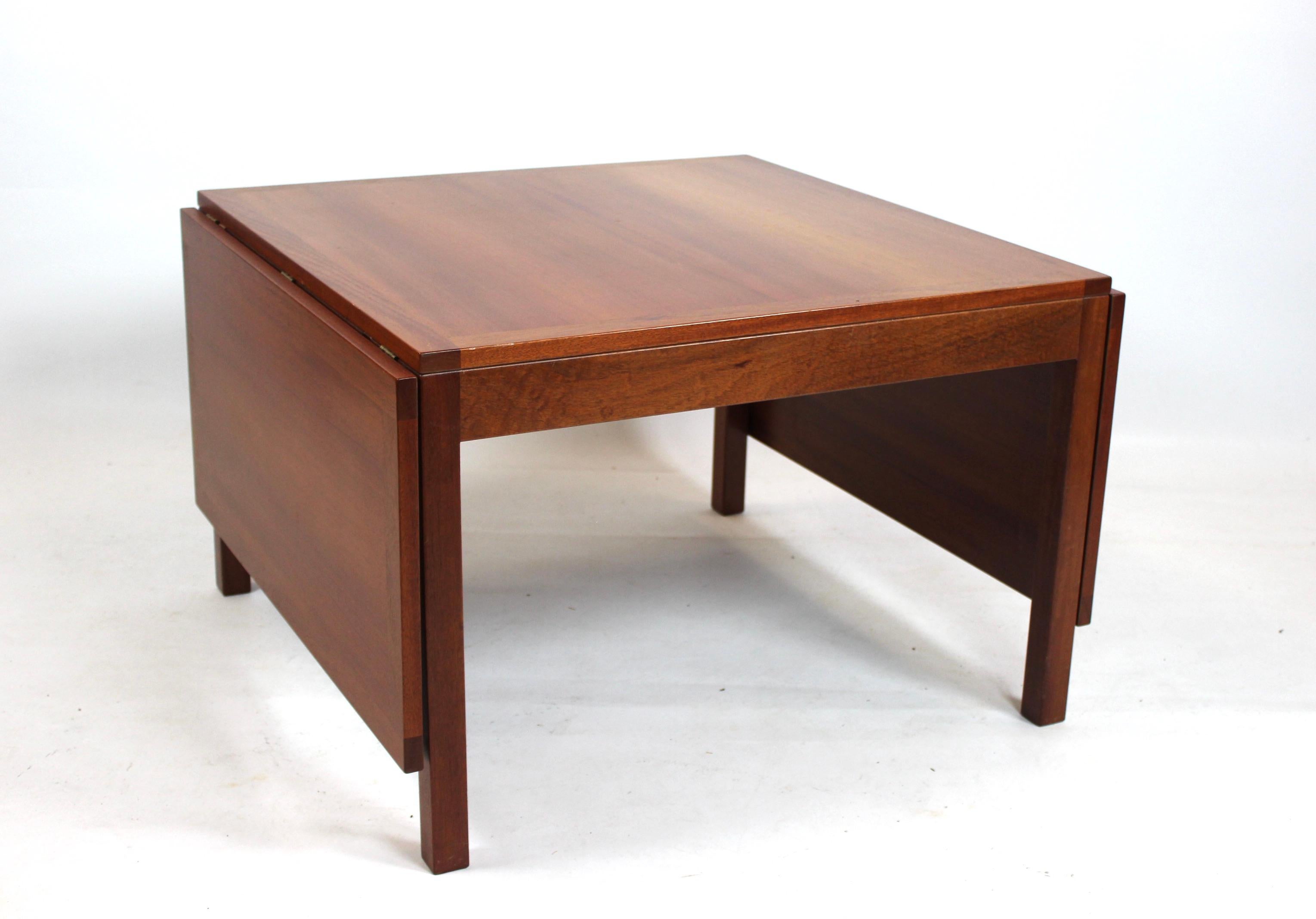 Mid-20th Century Folding Table in Cherry of Danish Design from the 1960s