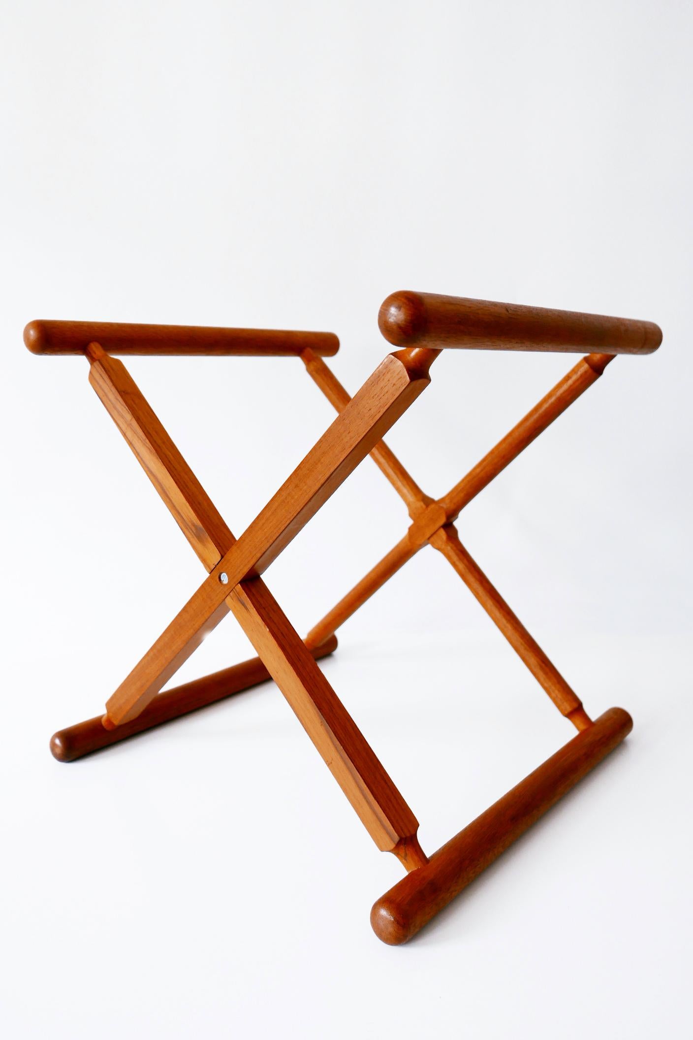 Folding Tray Coffee Table AT35 by Hans Wegner 'Attr.' for Andreas Tuck, 1960s For Sale 11