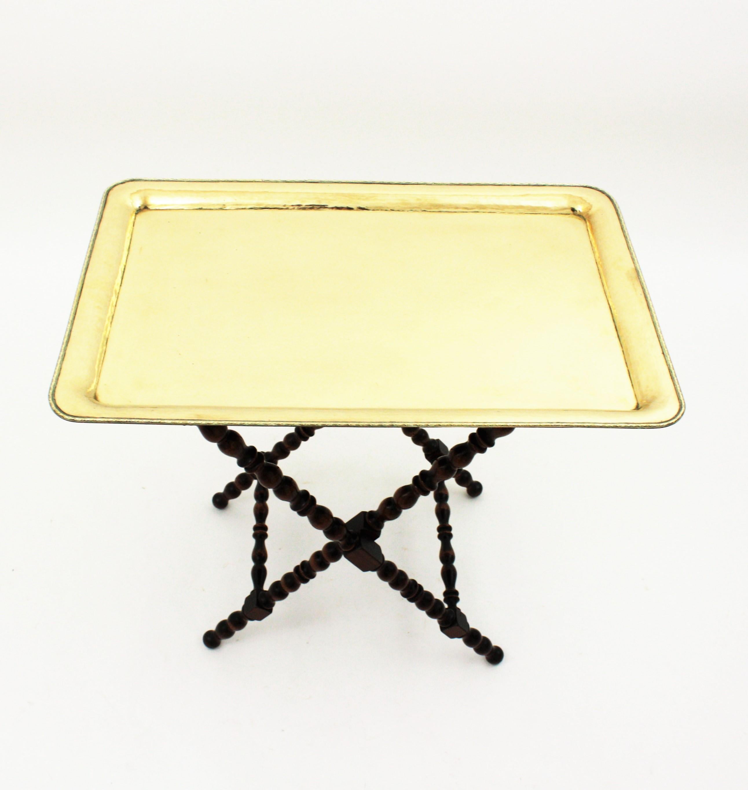 Spanish Wood and Brass Folding Tray Table, 1960s In Good Condition For Sale In Barcelona, ES