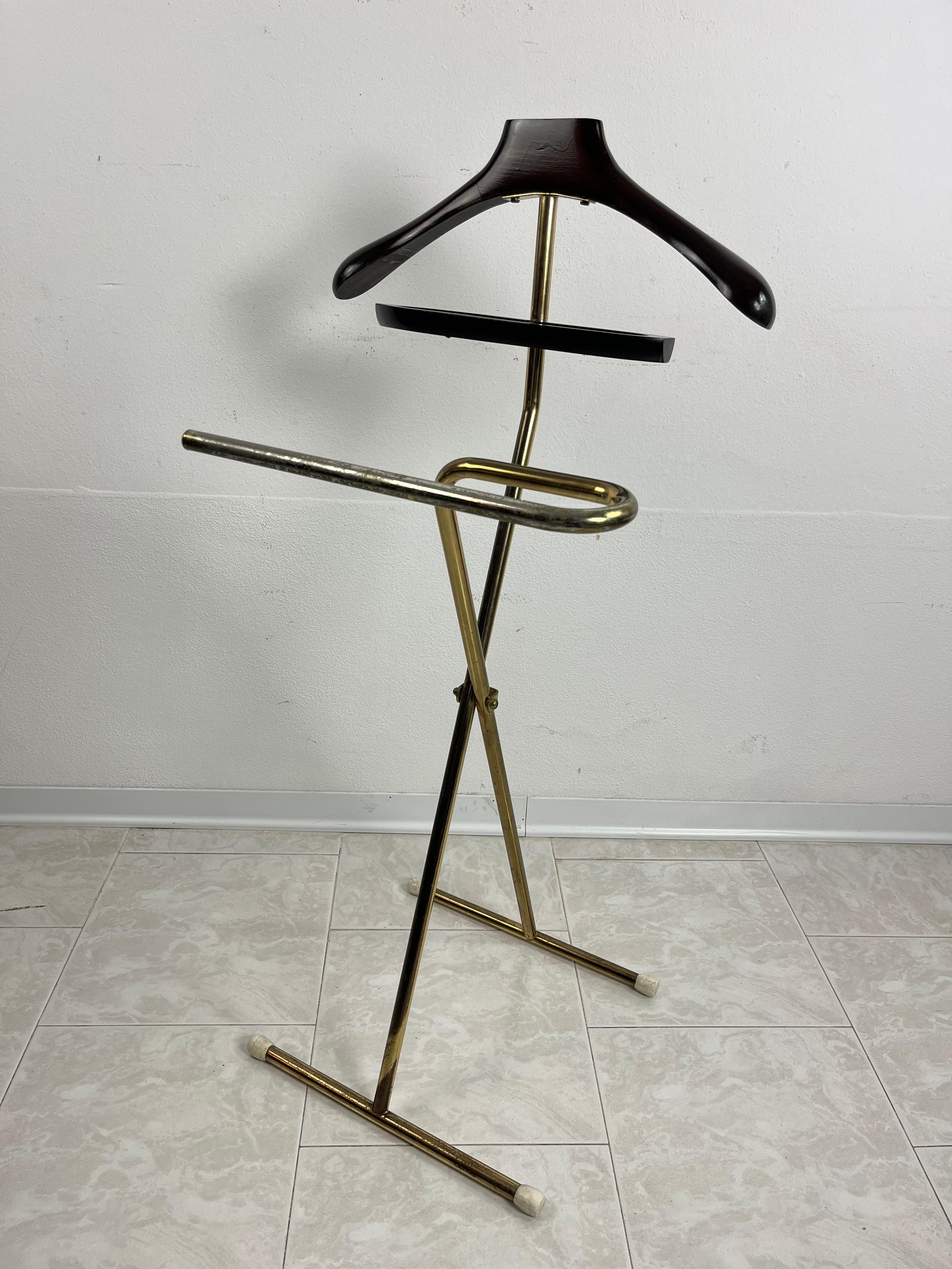 Folding Valet Stand In The Style Of Ico Parisi  Beech and Gilt Metal For Sale 2