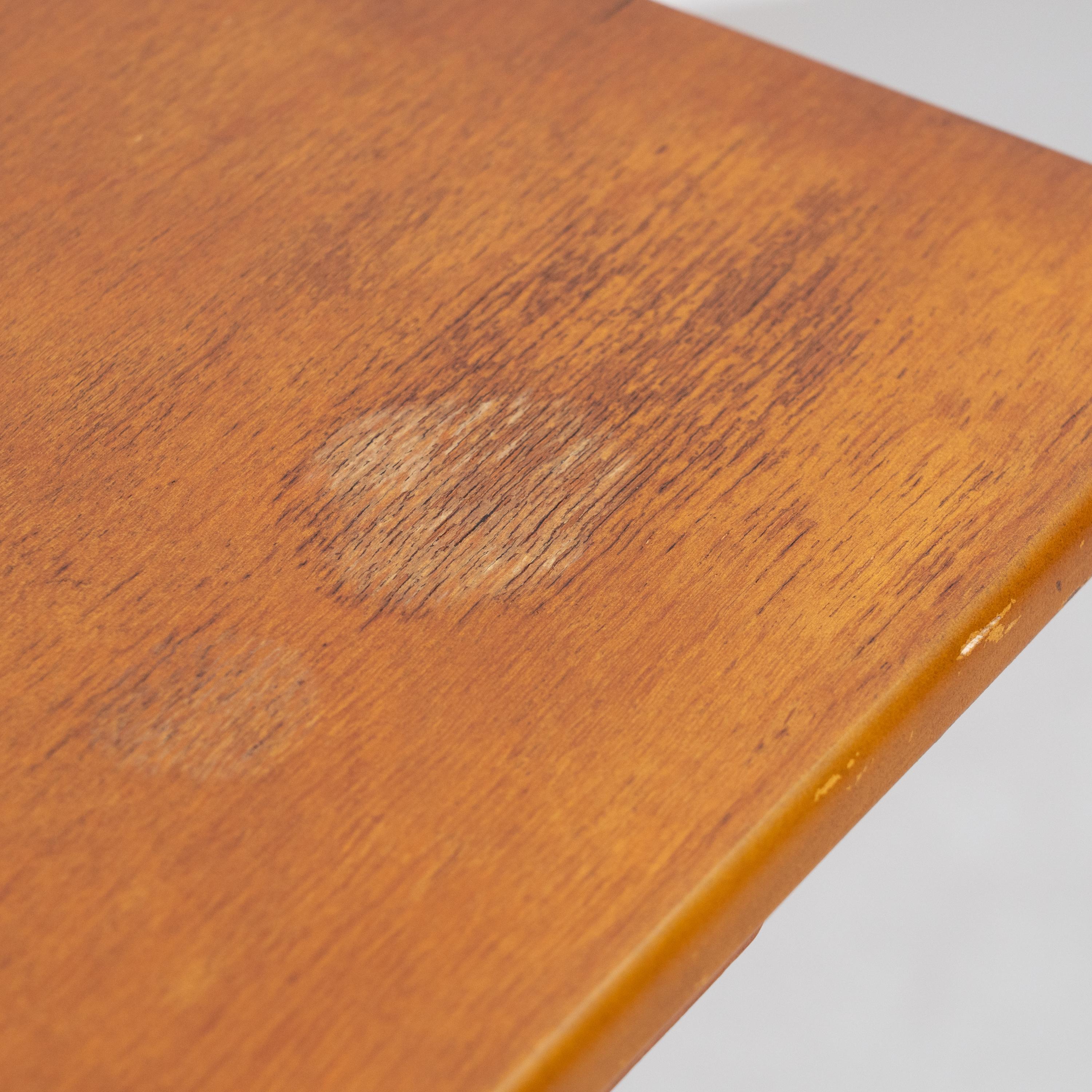 Table en bois Foldes, vers 1960 en vente 3
