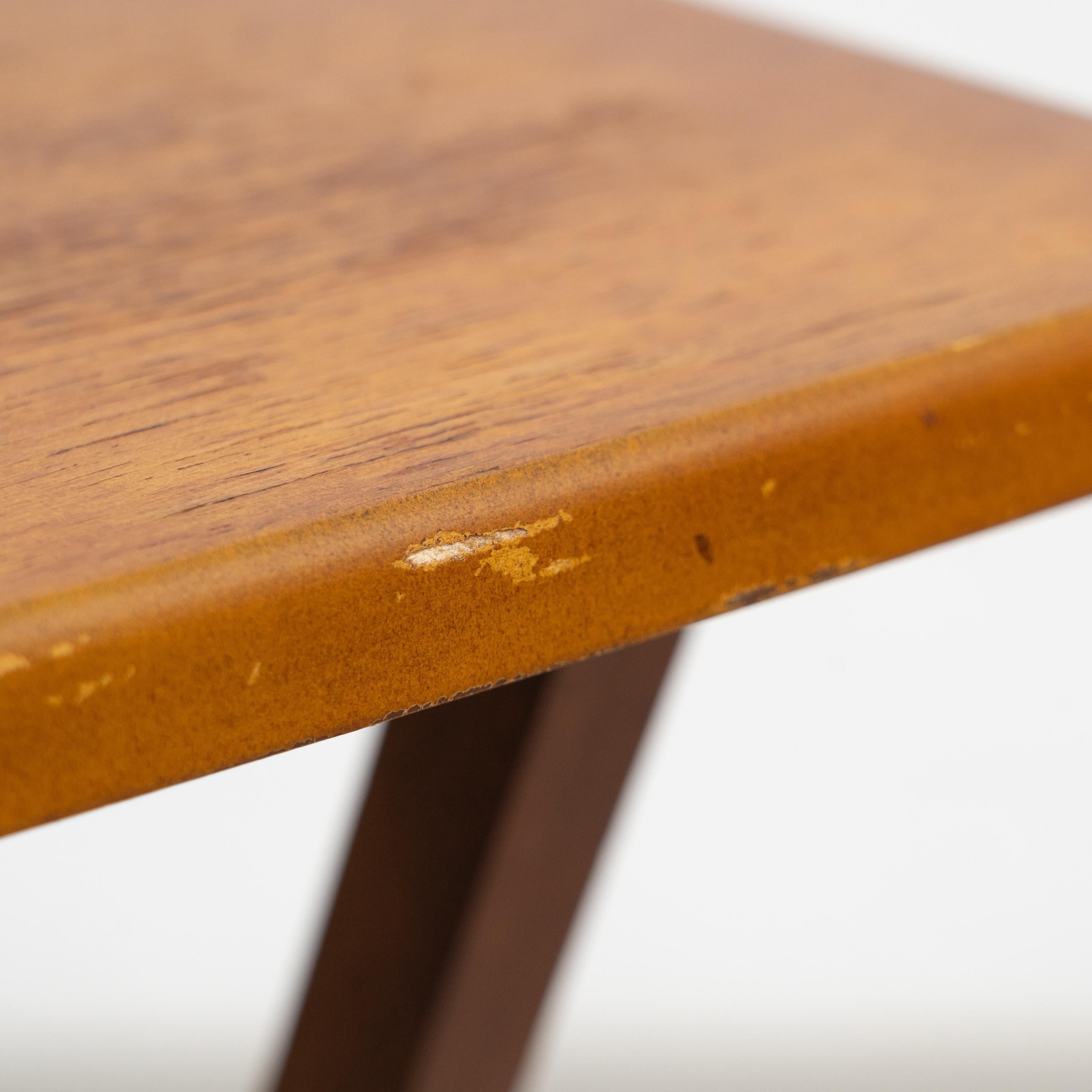 Table en bois Foldes, vers 1960 en vente 4