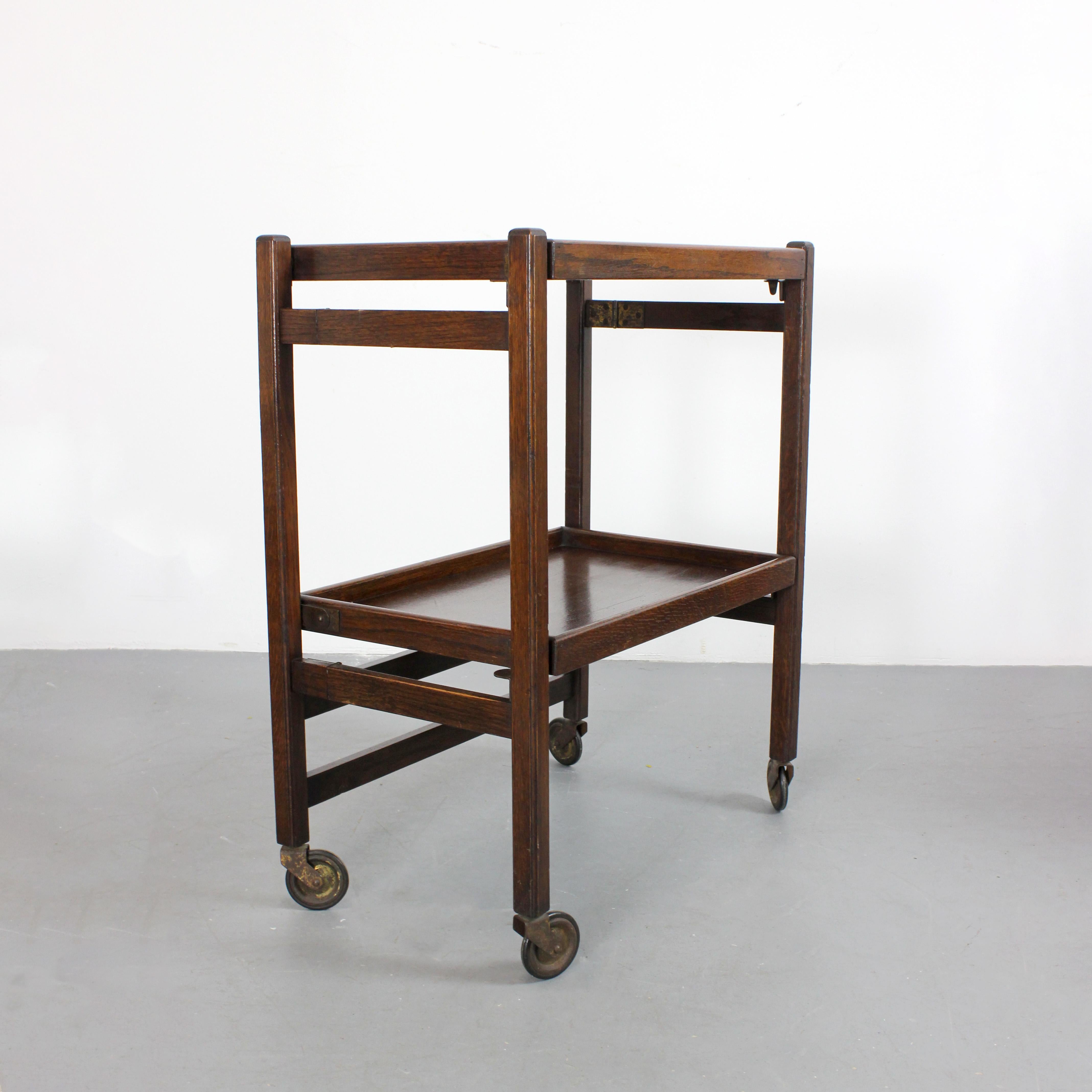 Milieu du XXe siècle Chariot de service pliant en bois - The Beaver - C.C. 1960 - Angleterre en vente