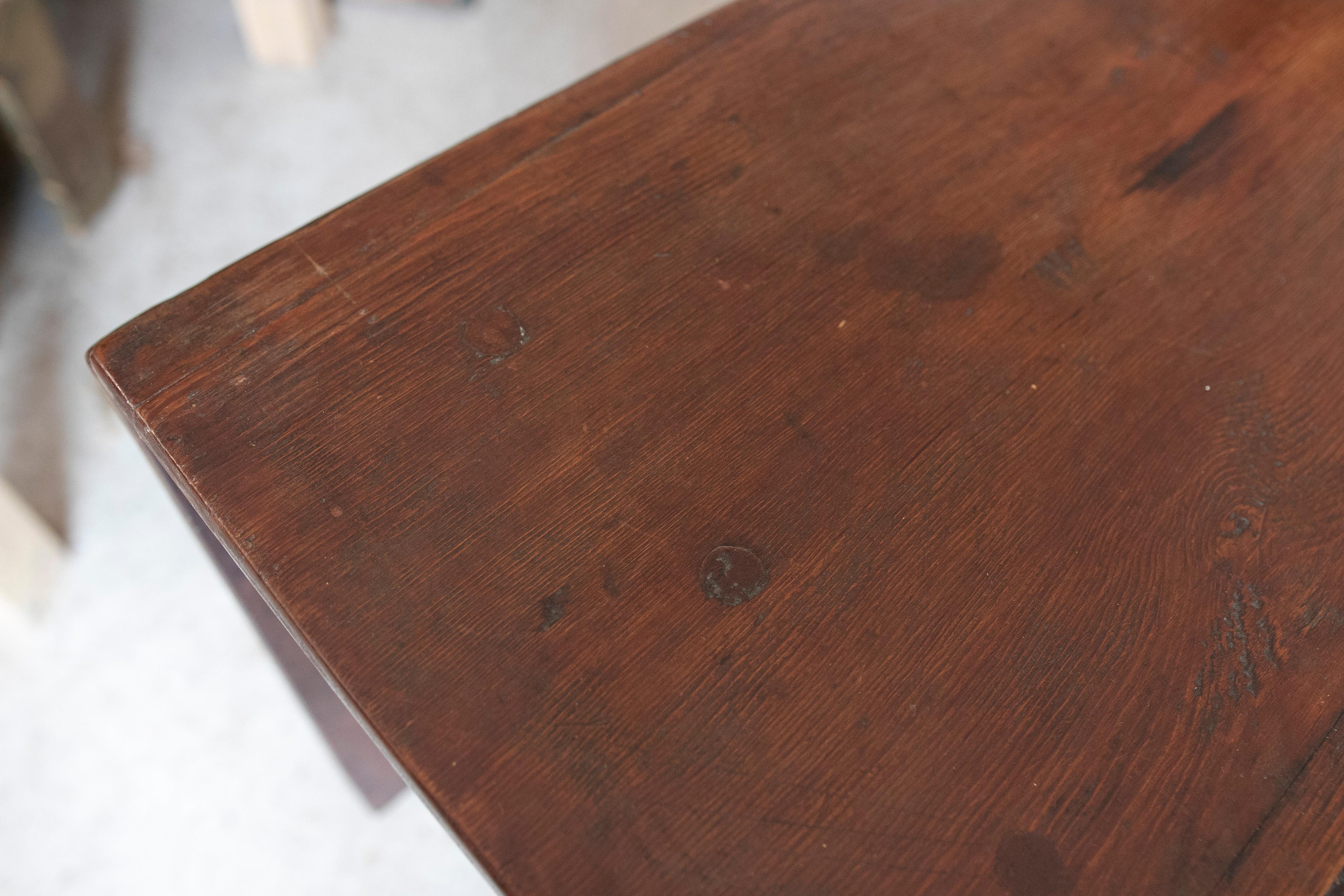 Table d'appoint pliante en bois avec tiroirs latéraux en vente 10