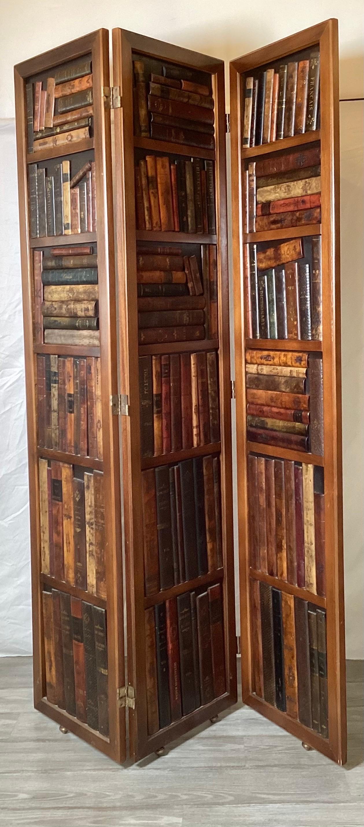 Foldong Library Screen With Faux Leather Book Motiff In Excellent Condition For Sale In Lambertville, NJ