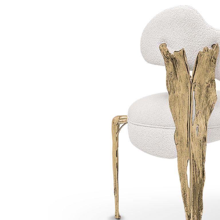 Folia - Sculptural Chair in Off-White Finish with Organic Silhouette In New Condition For Sale In Porto, PT